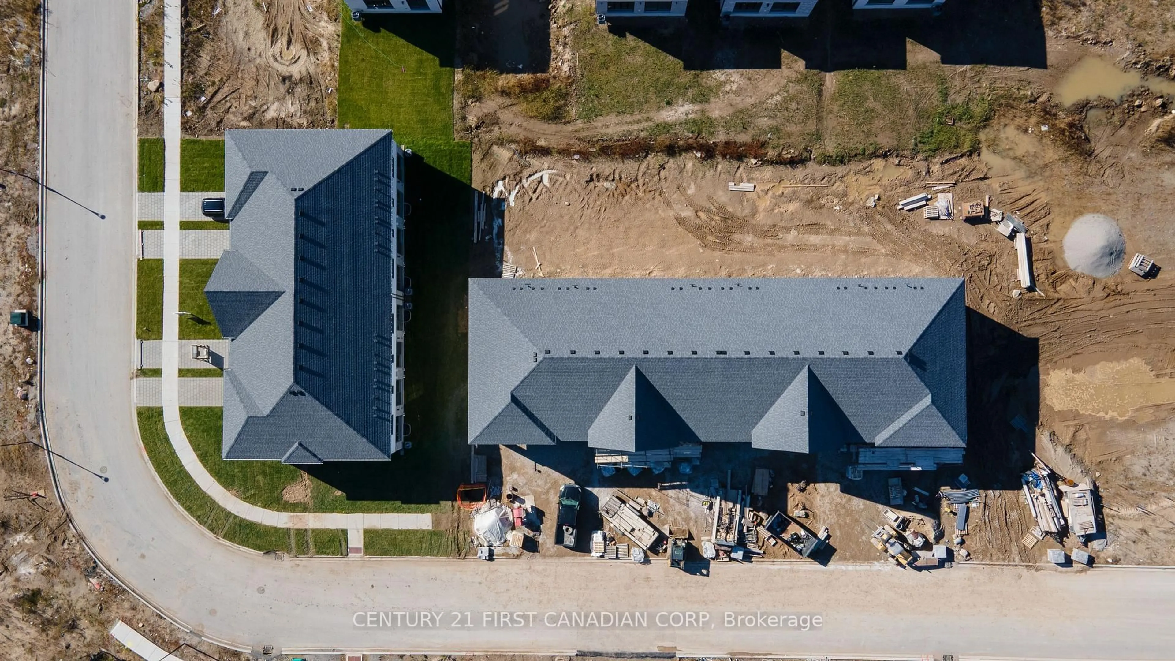 A pic from outside/outdoor area/front of a property/back of a property/a pic from drone, building for 4271 Calhoun Way, London South Ontario N6P 1J9