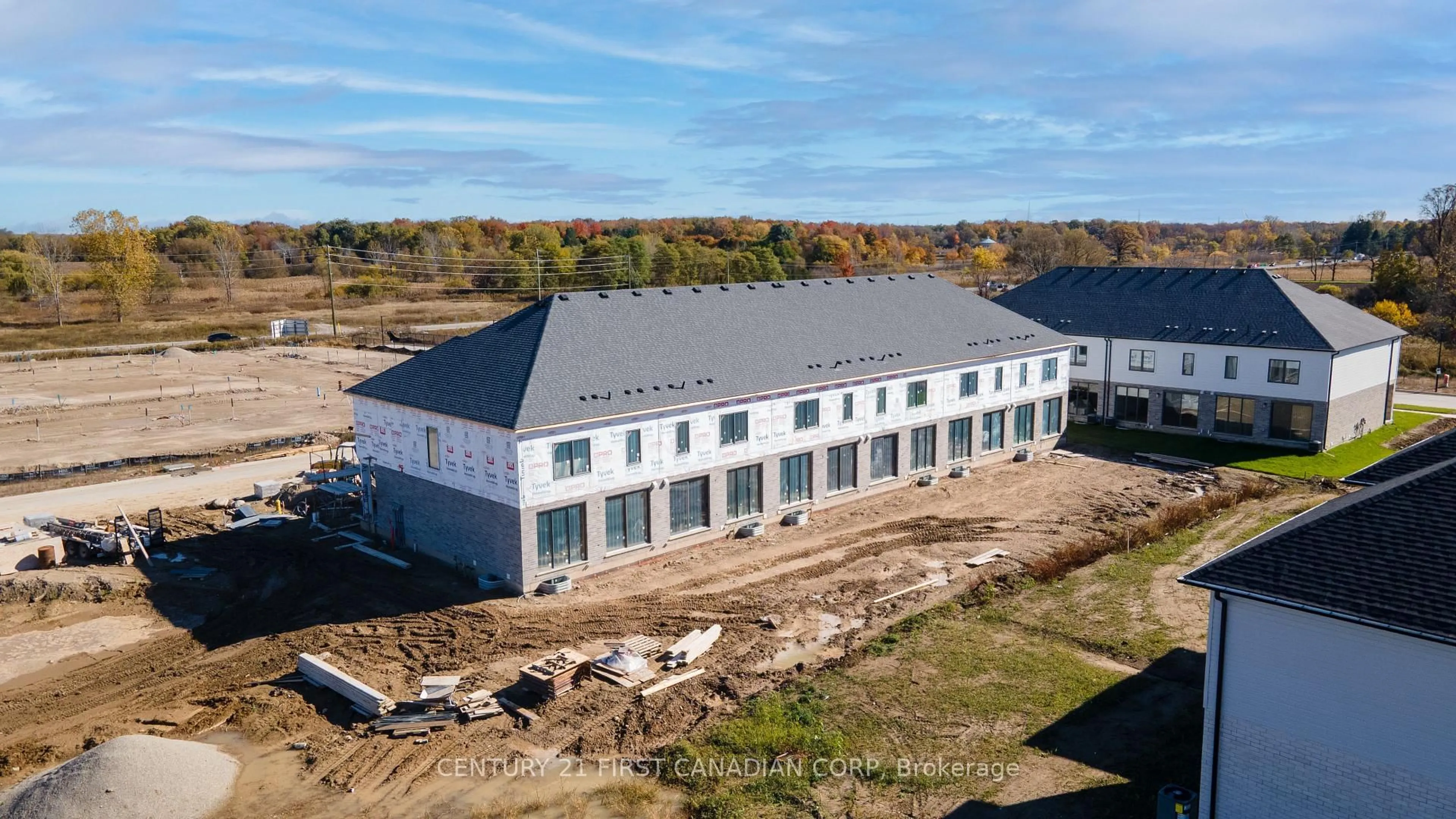 A pic from outside/outdoor area/front of a property/back of a property/a pic from drone, building for 4271 Calhoun Way, London South Ontario N6P 1J9