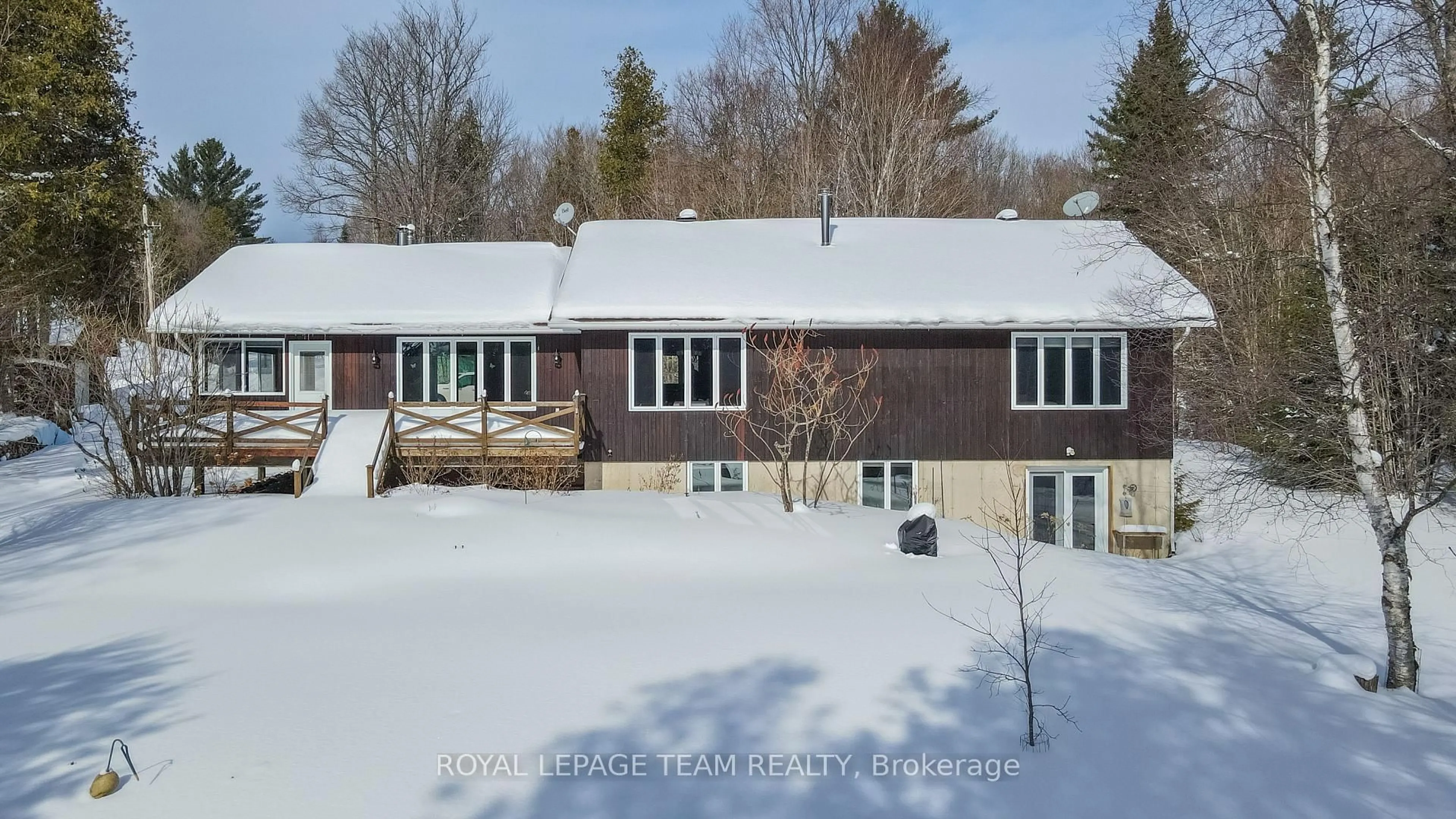 A pic from outside/outdoor area/front of a property/back of a property/a pic from drone, street for 58 Luloff Lane, Palmer Rapids Ontario K0J 2E0
