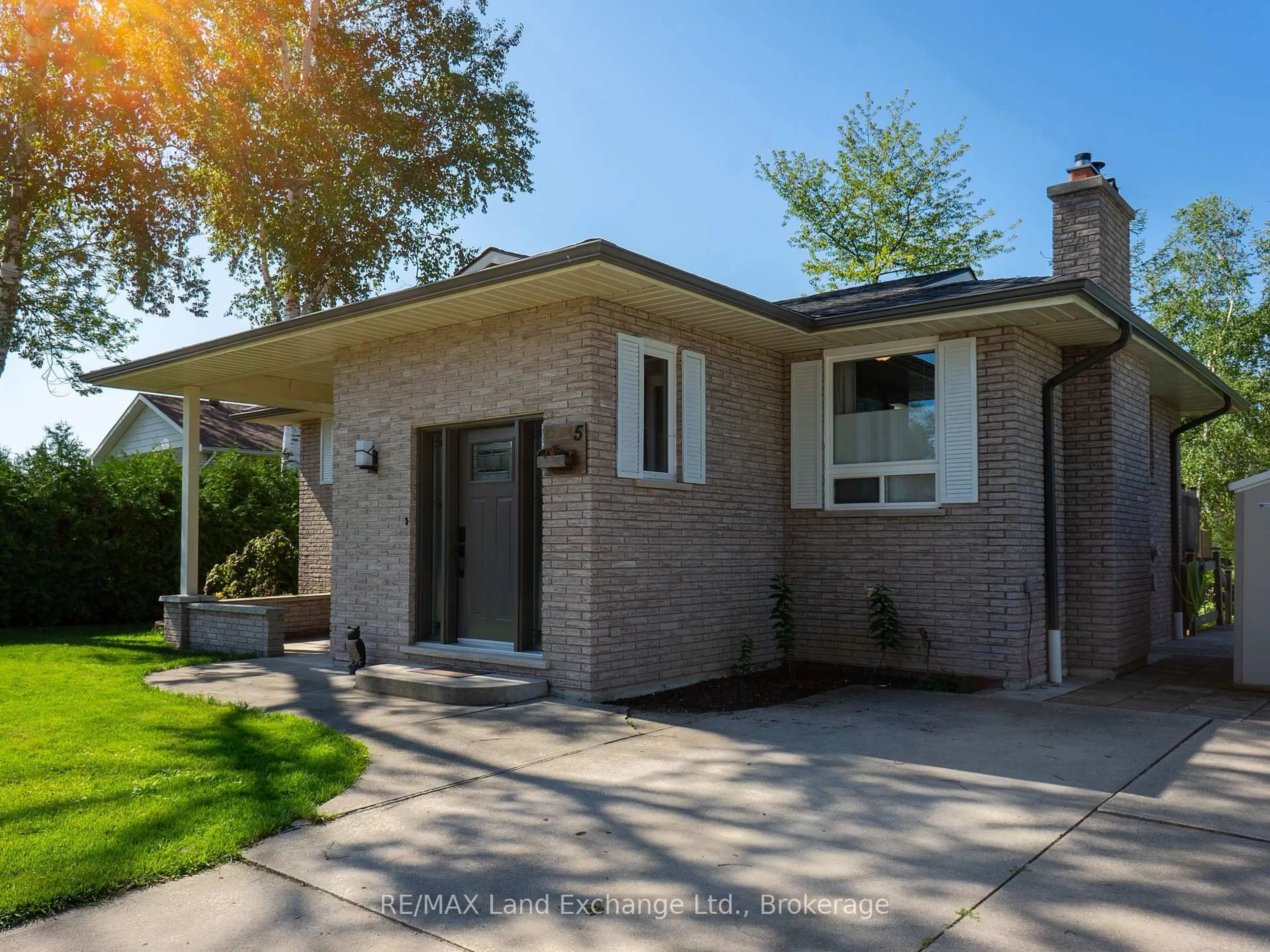 Home with brick exterior material, street for 5 MACGREGOR BEACH Rd, Kincardine Ontario N2Z 1J6