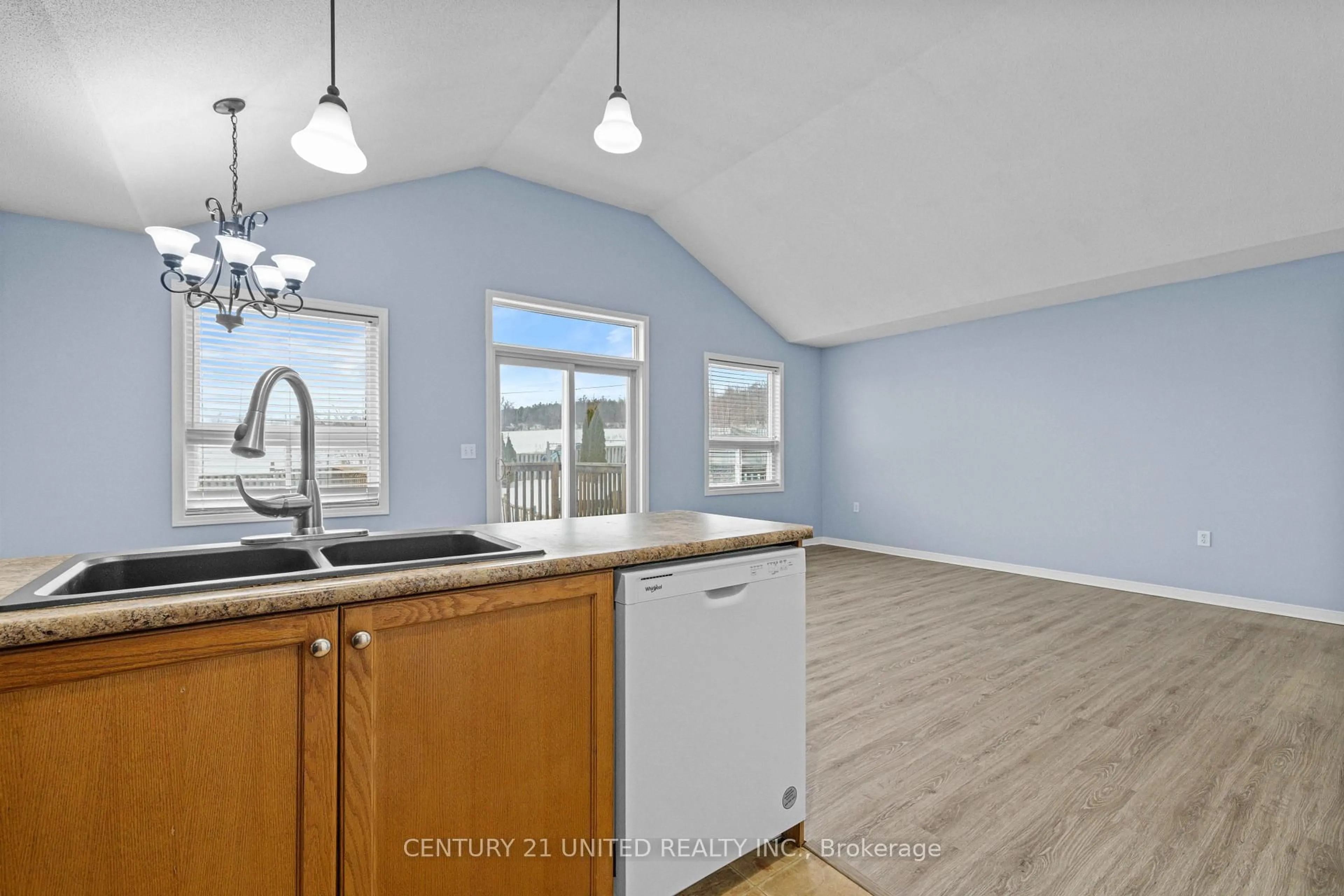 Open concept kitchen, unknown for 608 Clancy Cres, Peterborough Ontario K9K 2S2