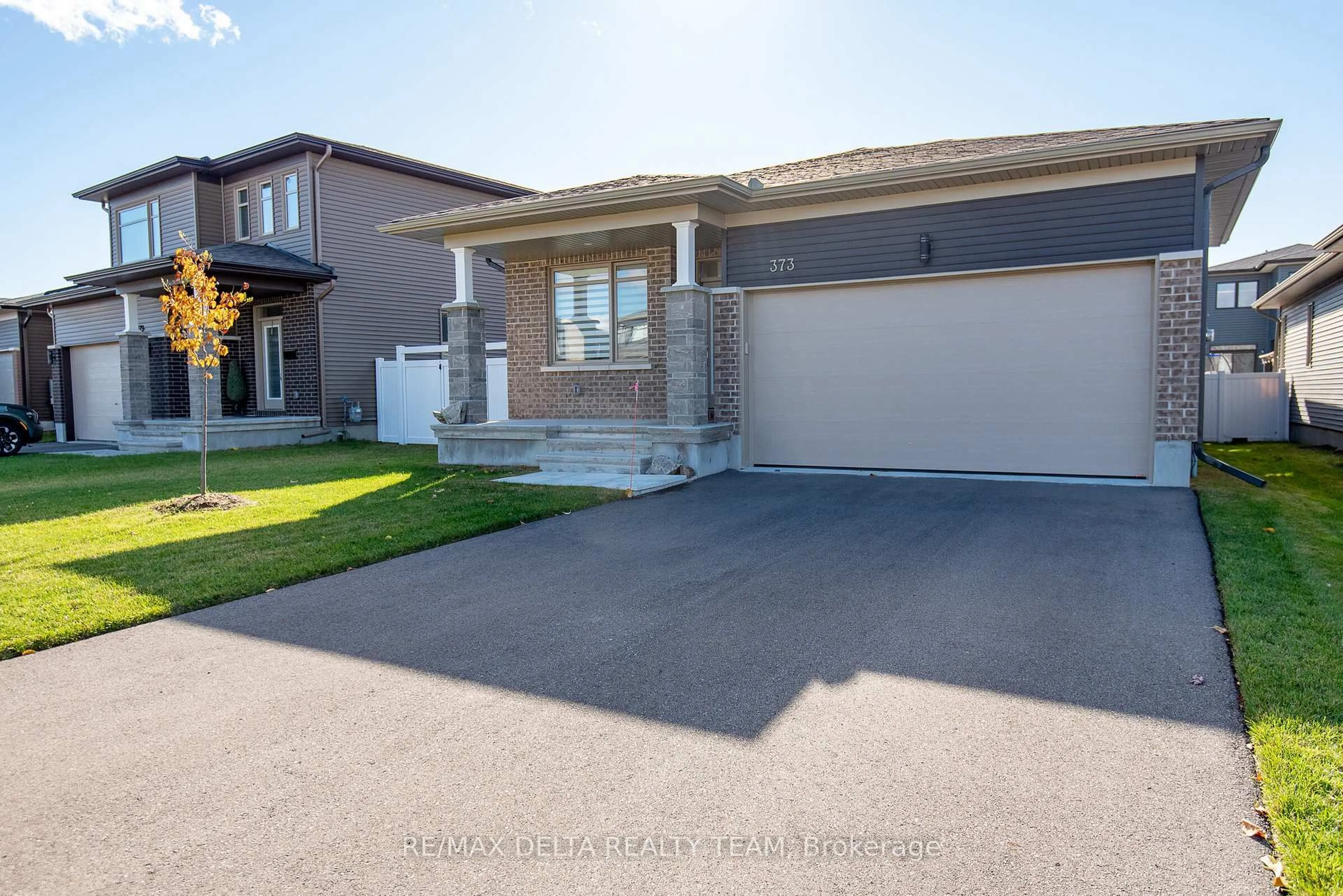 A pic from outside/outdoor area/front of a property/back of a property/a pic from drone, street for 373 Sterling Ave, Clarence-Rockland Ontario K2K 0L4