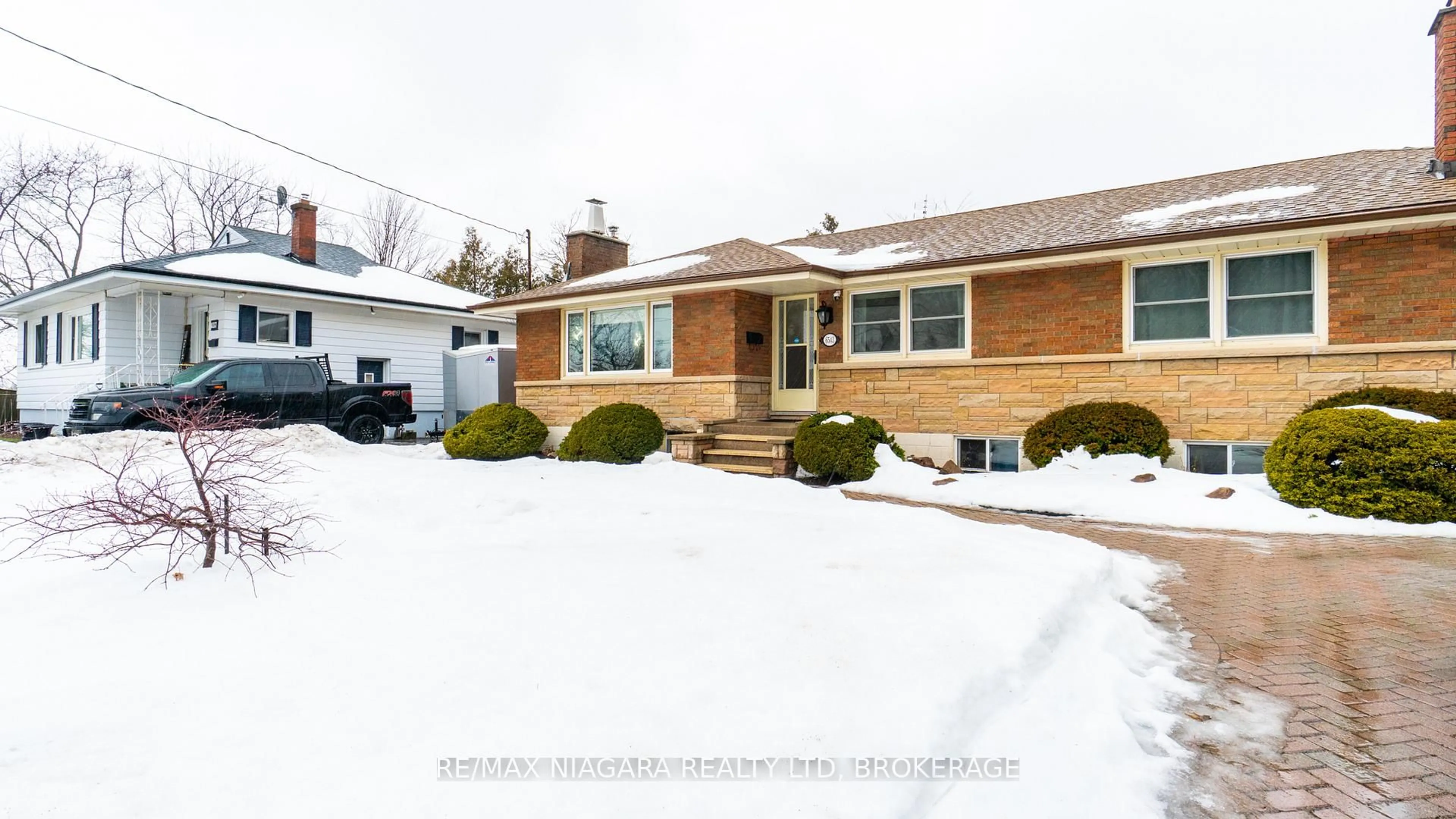 Unknown for 6543 ST. JOHN St, Niagara Falls Ontario L2J 1C8