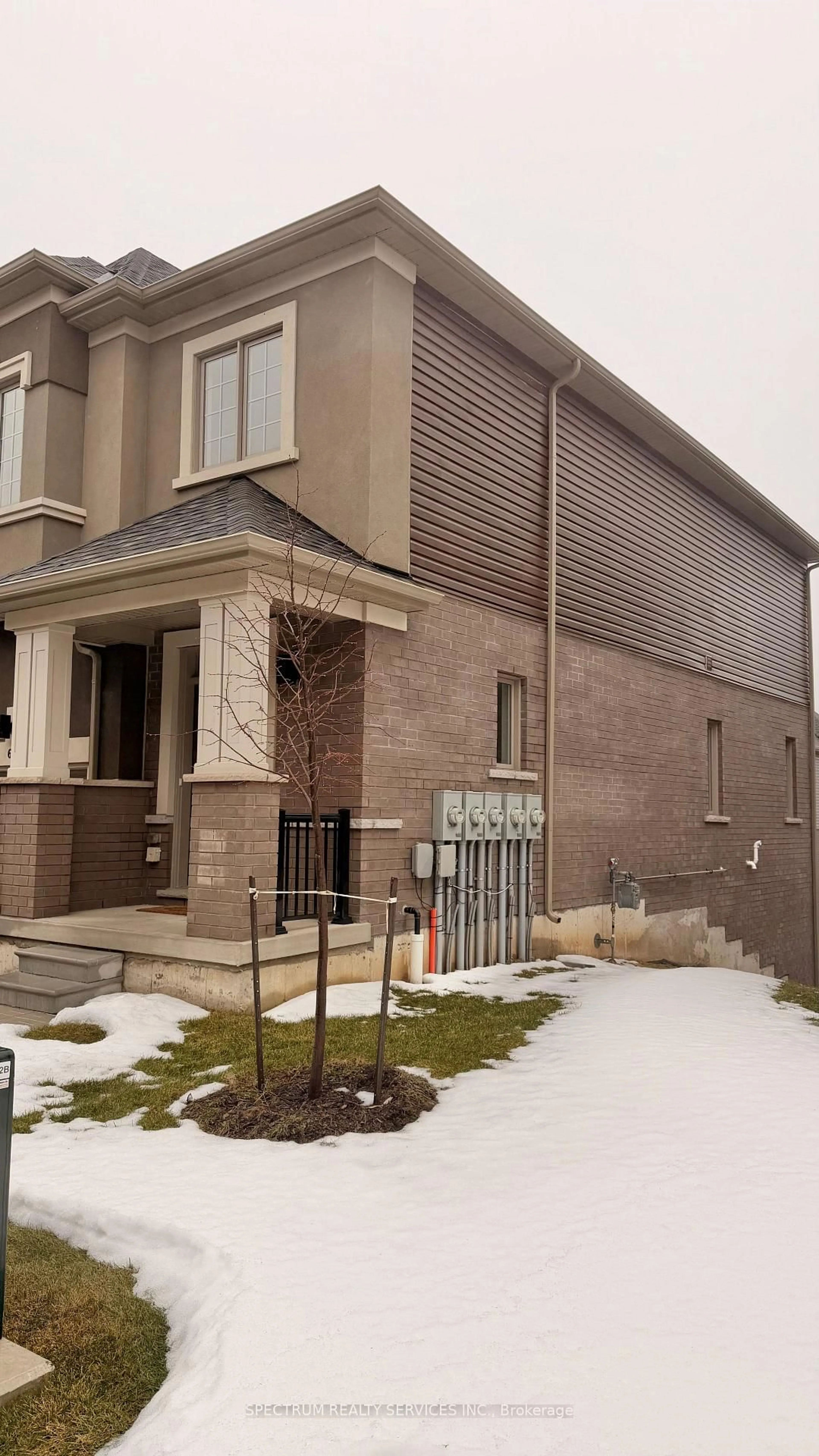 Home with brick exterior material, street for 620 Colborne St #66, Brantford Ontario N3T 0Y1