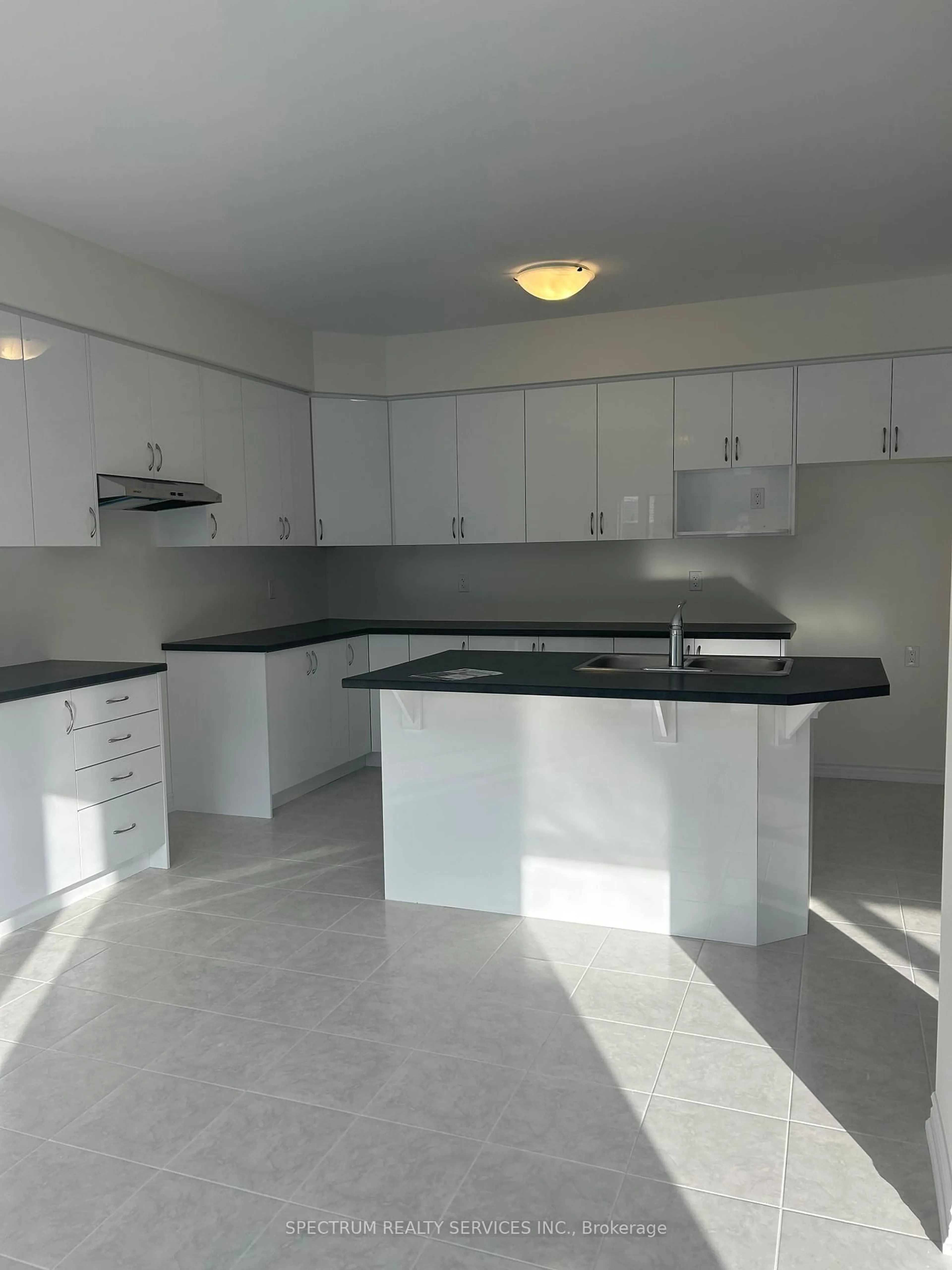 Standard kitchen, unknown for 276 Pottruff Rd, Brantford Ontario N3L 0N6