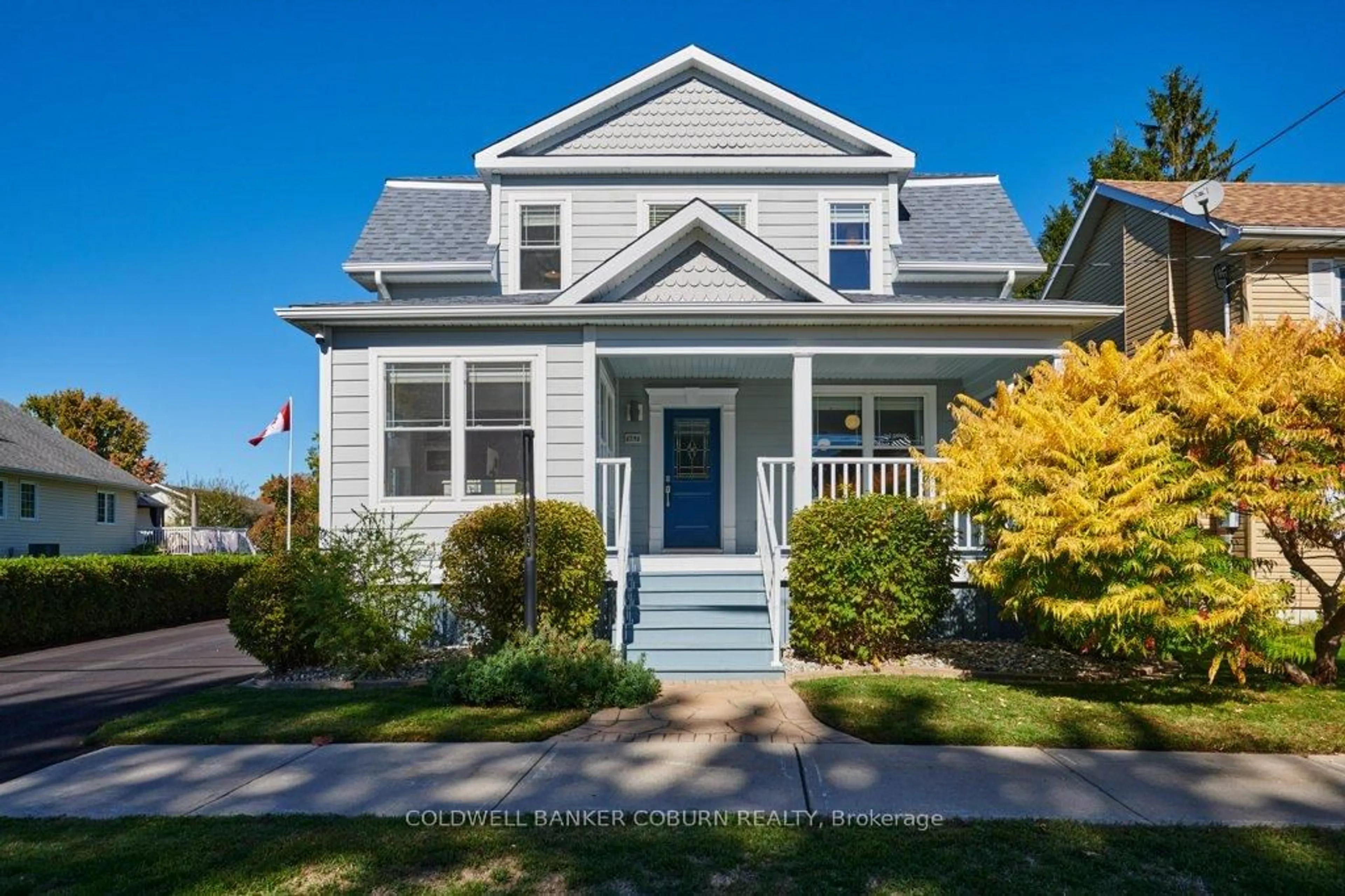 Home with vinyl exterior material, street for 54 Lakeshore Dr, South Dundas Ontario K0C 1X0