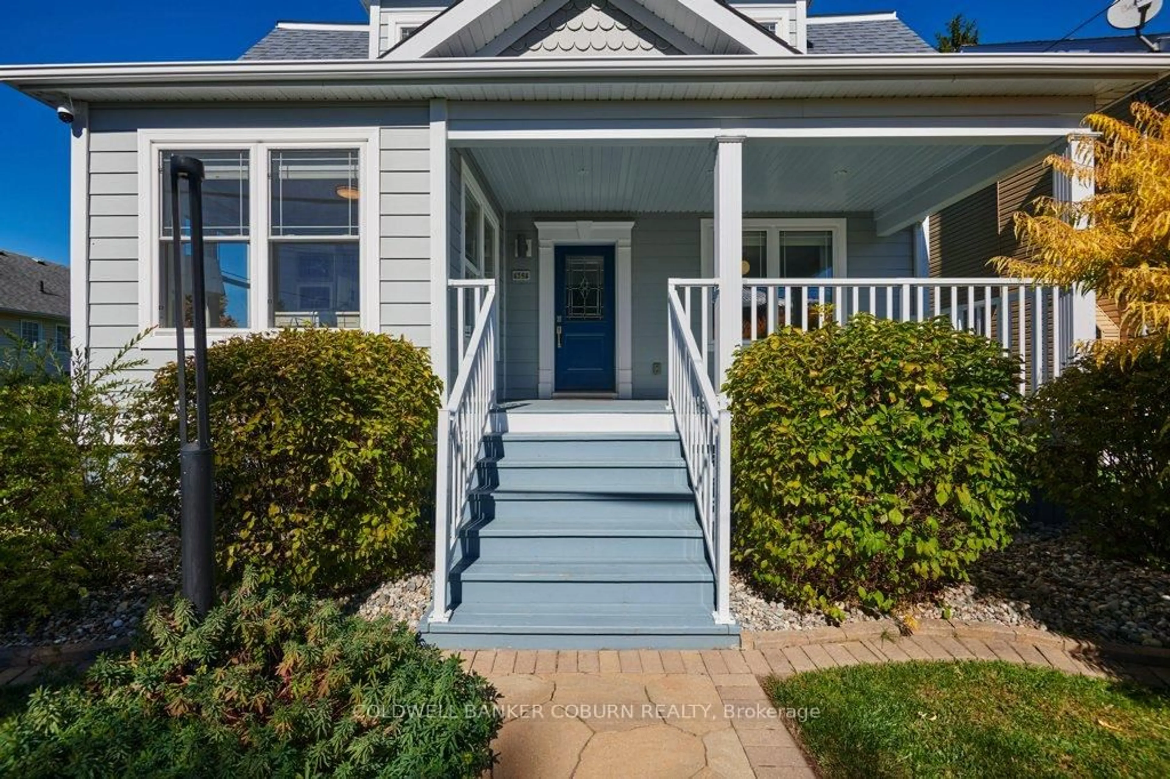 Home with vinyl exterior material, street for 54 Lakeshore Dr, South Dundas Ontario K0C 1X0