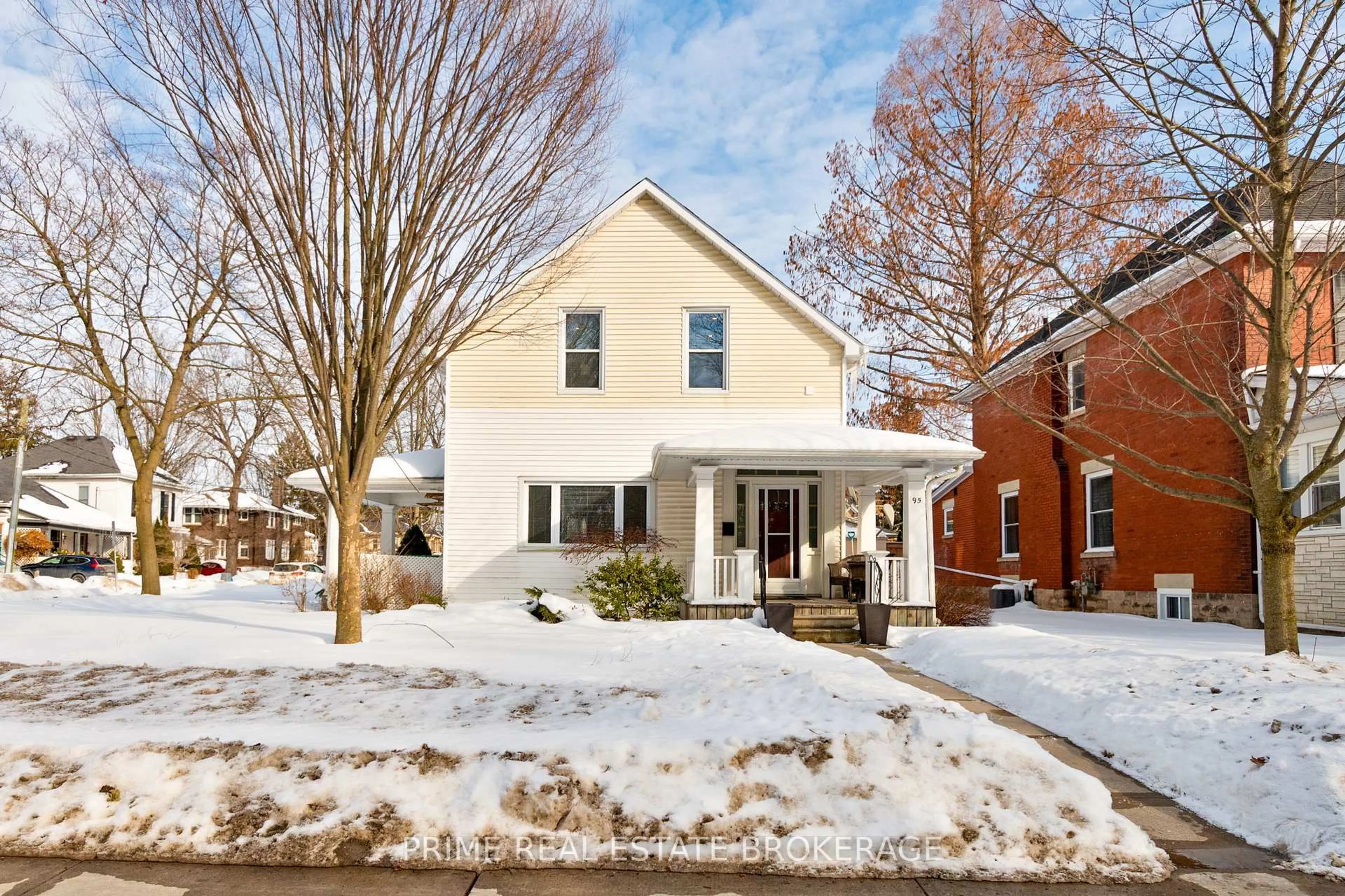 Home with brick exterior material, street for 95 Elgin St, St. Thomas Ontario N5R 3M5