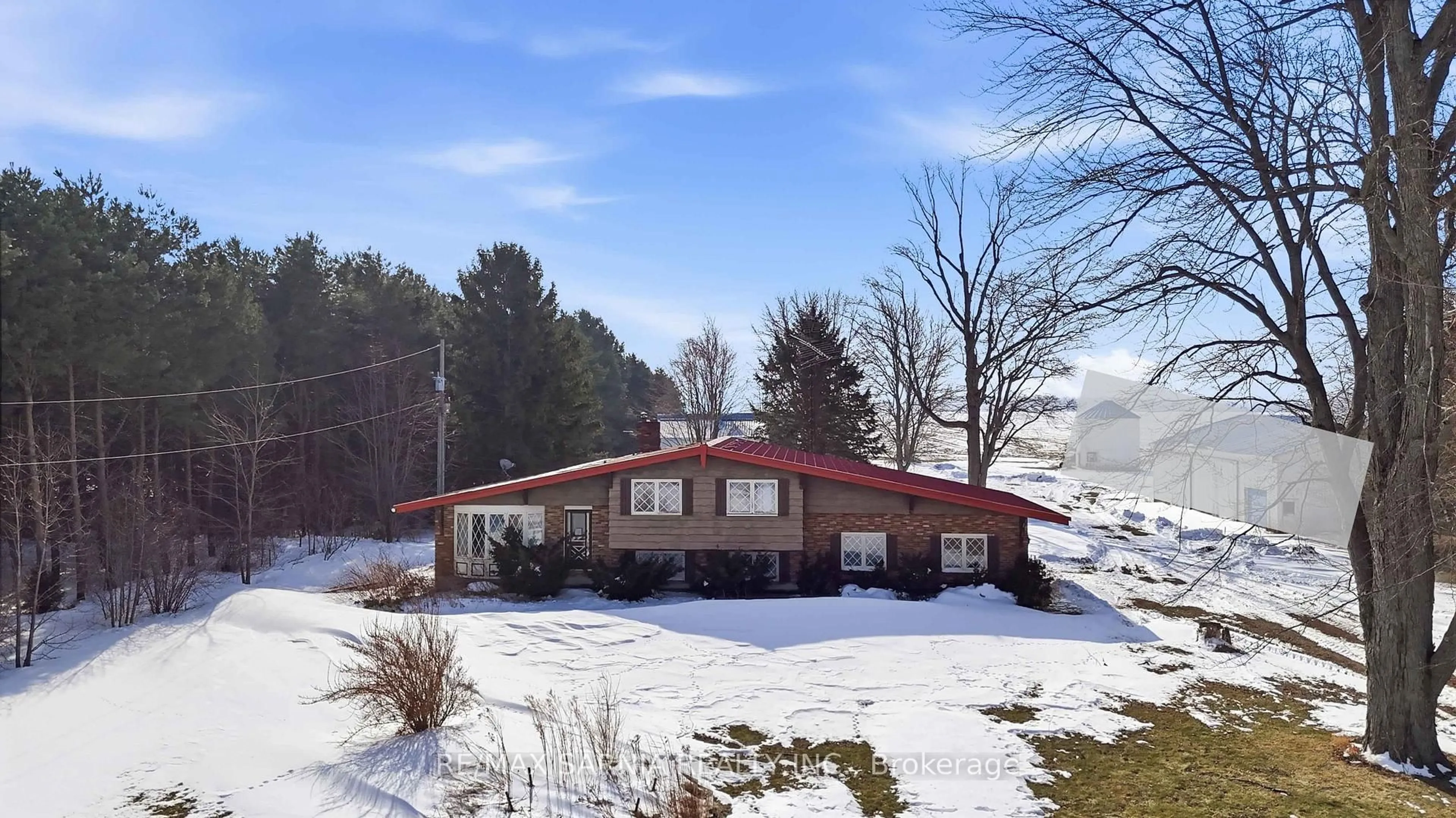 A pic from outside/outdoor area/front of a property/back of a property/a pic from drone, mountain view for 4473 Aberarder Line, Plympton-Wyoming Ontario N0N 1J5