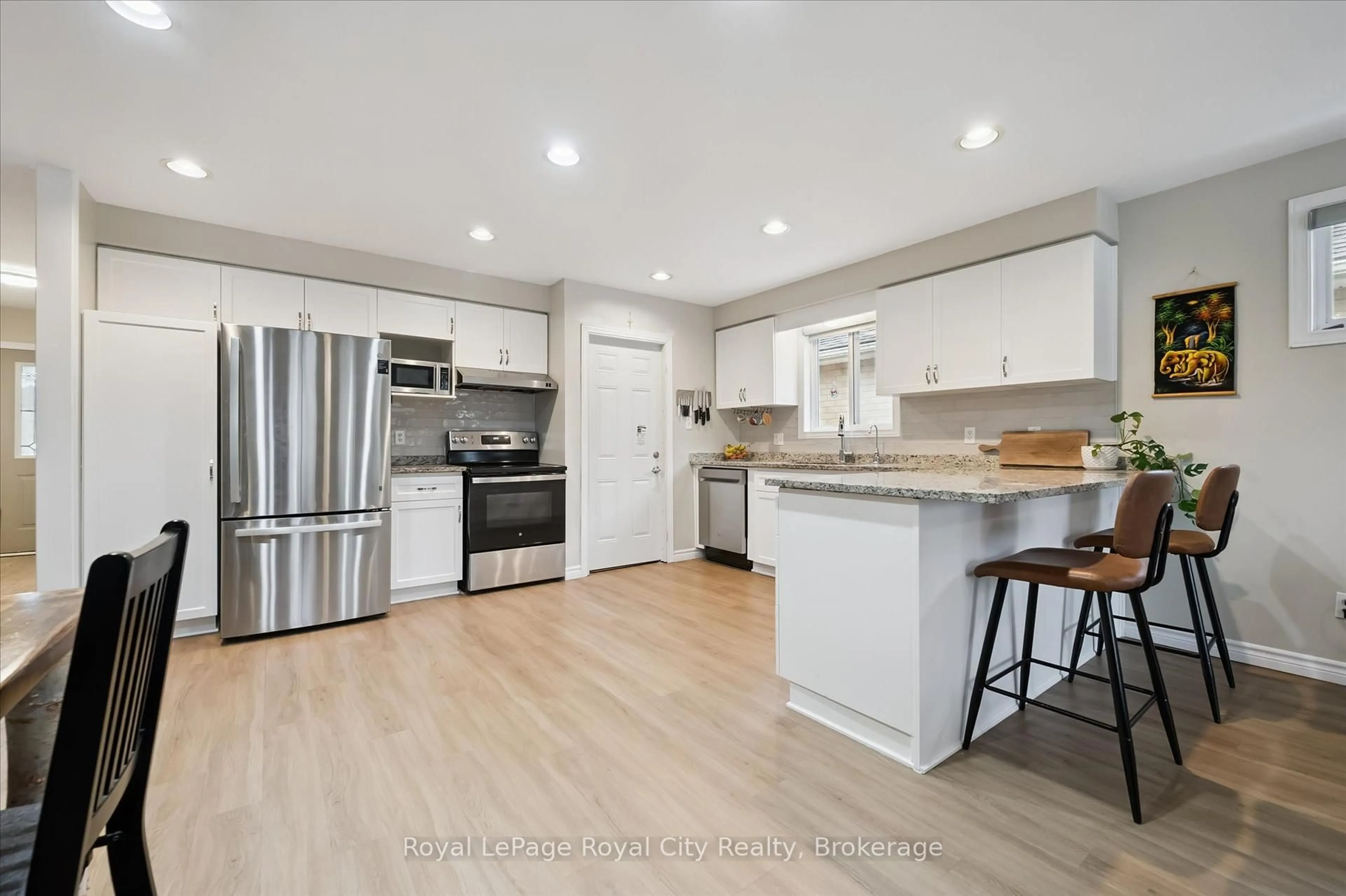 Open concept kitchen, unknown for 45 Borland Dr, Guelph Ontario N1G 5B5