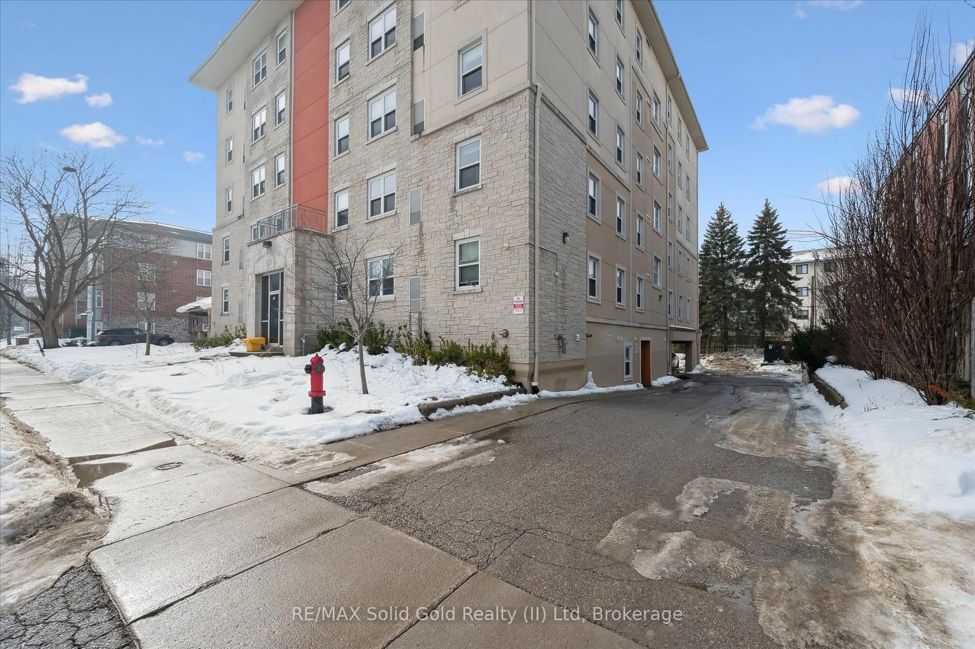 A pic from outside/outdoor area/front of a property/back of a property/a pic from drone, street for 271 Lester St #102, Waterloo Ontario N2L 3W6