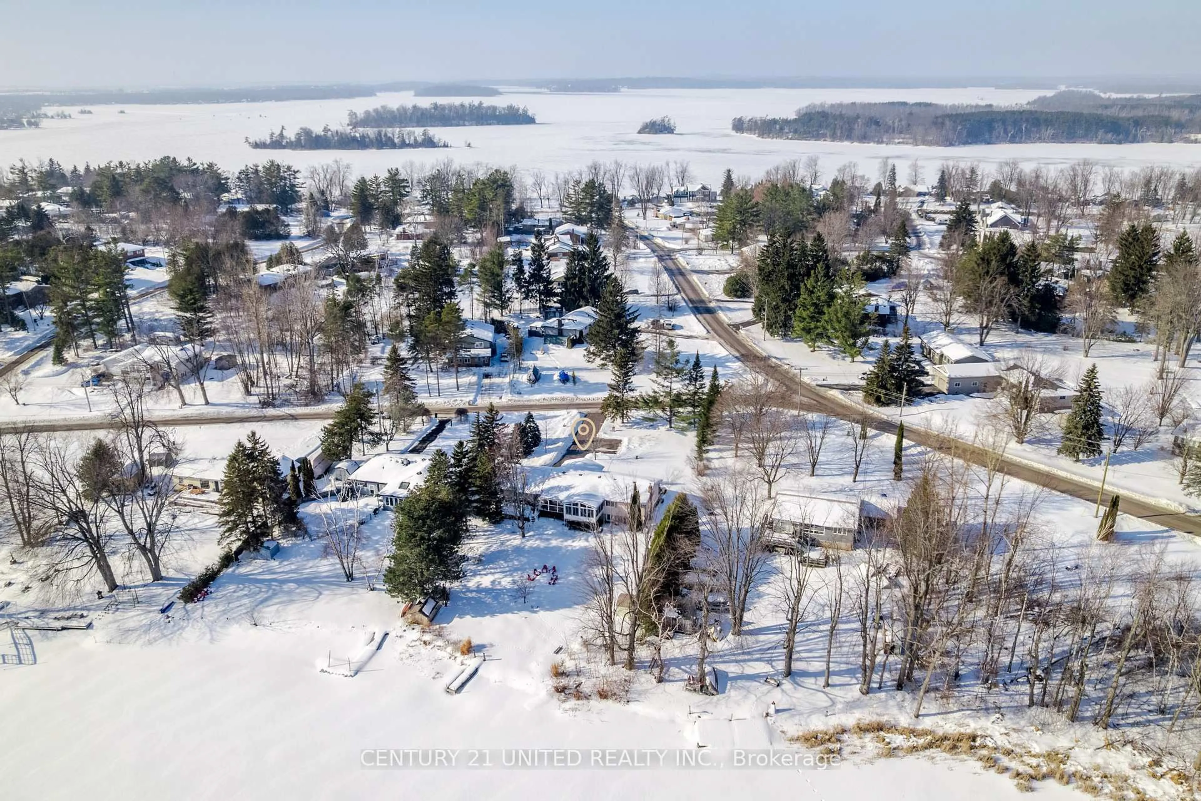 A pic from outside/outdoor area/front of a property/back of a property/a pic from drone, forest/trees view for 1 Lakeshore Blvd, Selwyn Ontario K0L 1T0