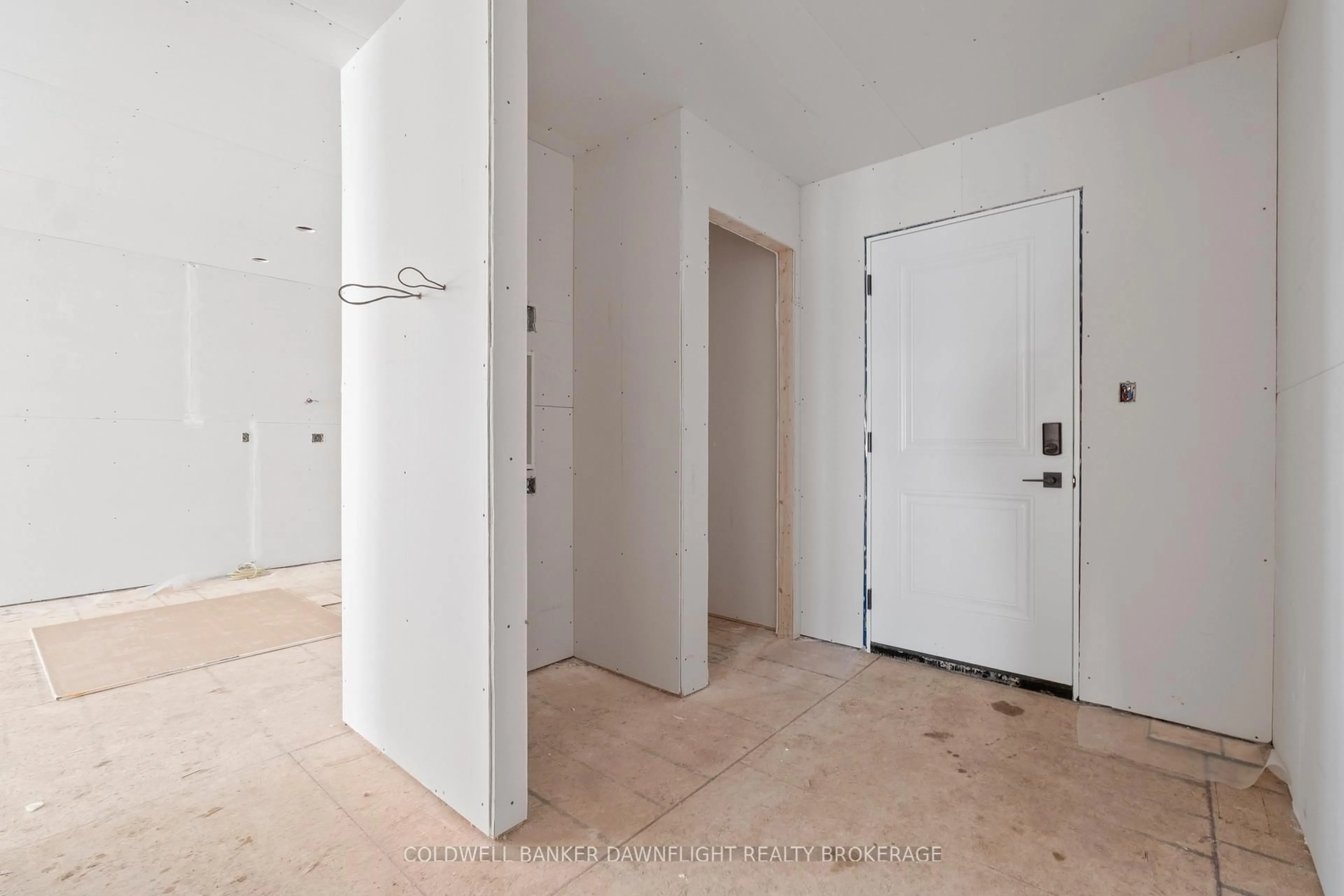 Indoor entryway for 115 Victoria Ave, South Huron Ontario N0M 1M0