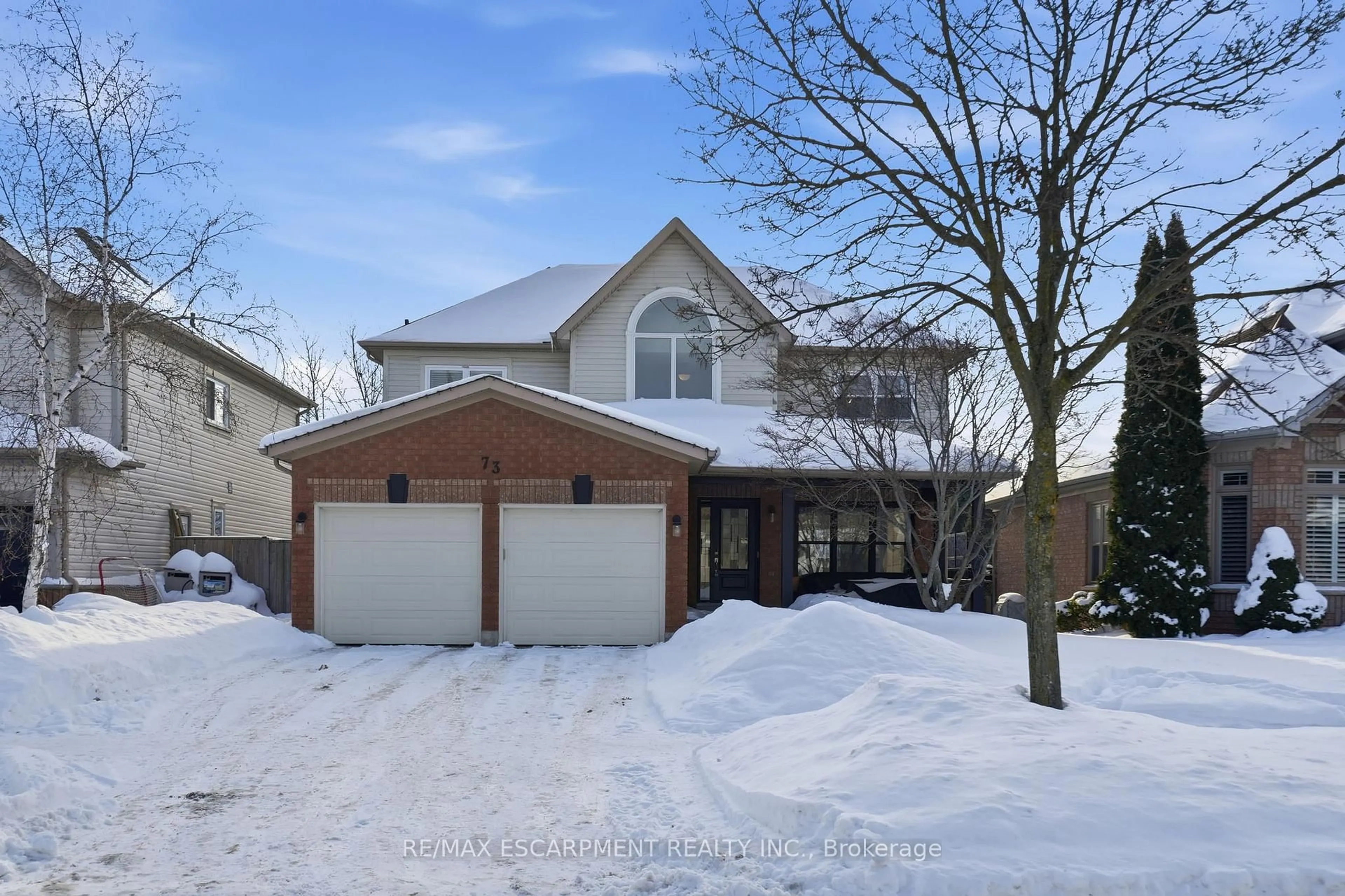 Home with brick exterior material, street for 73 Riley St, Hamilton Ontario L8B 0P9