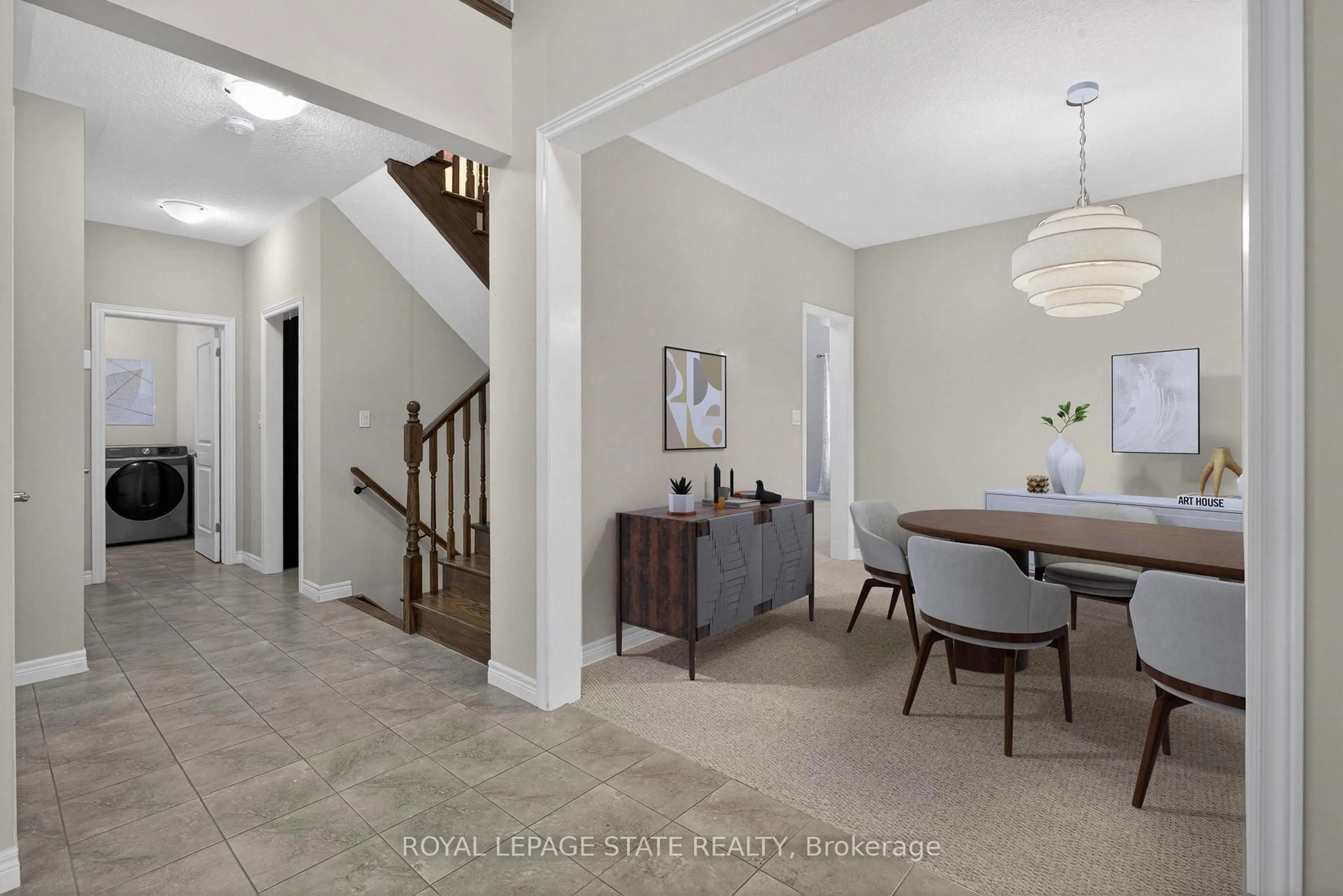 Indoor entryway for 79 Dolomiti Crt, Hamilton Ontario L0R 1P0