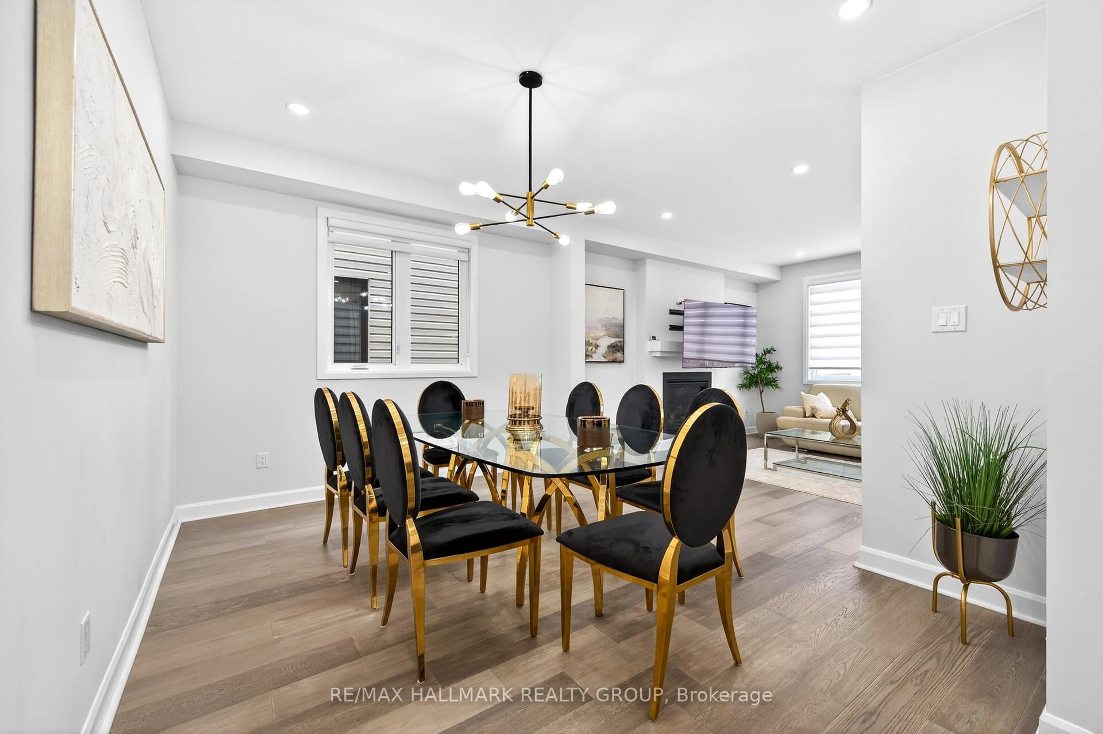 Dining room, wood/laminate floor for 232 Aquarium Ave, Orleans Ontario K4A 1K7