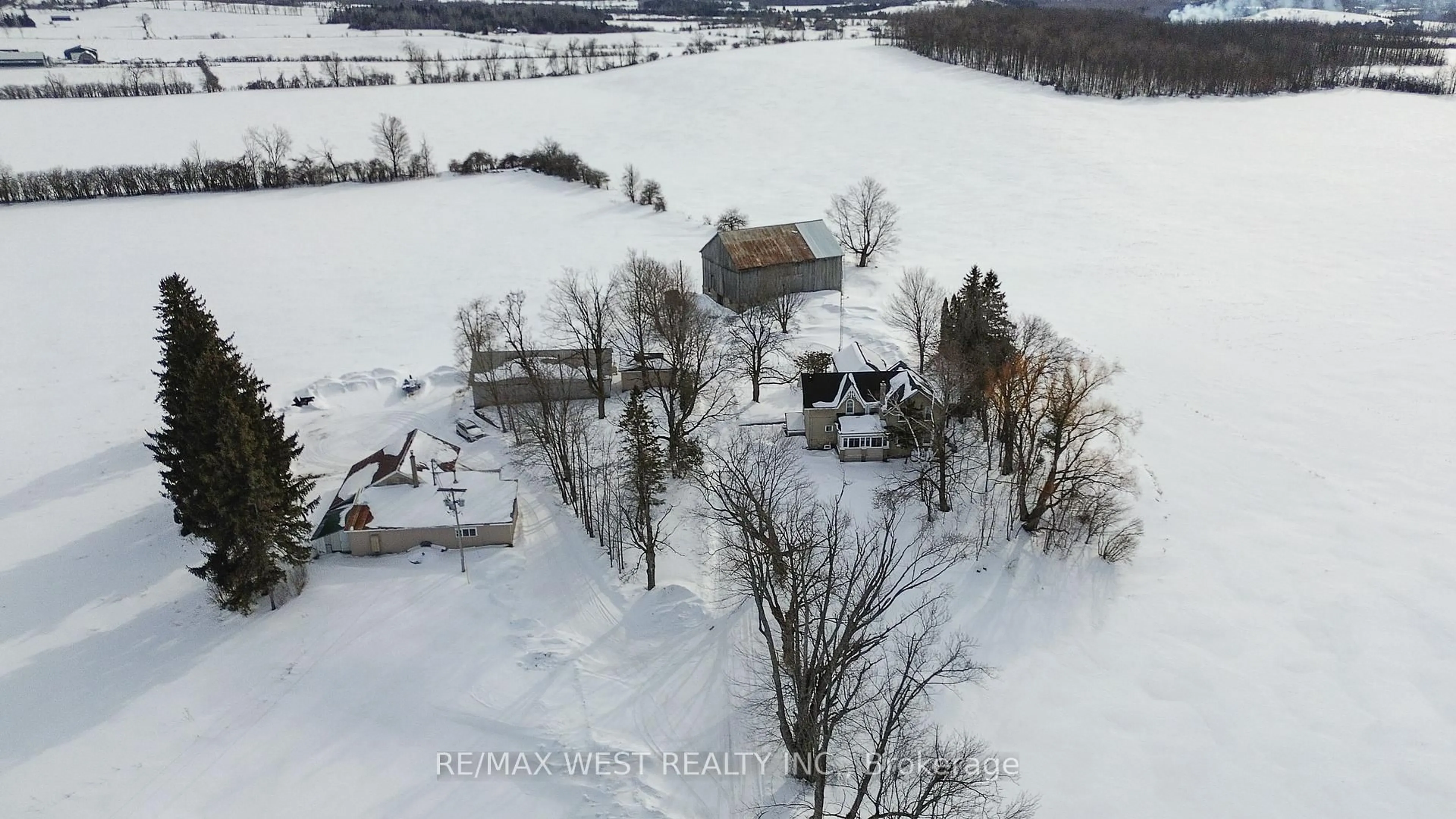 A pic from outside/outdoor area/front of a property/back of a property/a pic from drone, street for 3400 ON-7 Highway, Kawartha Lakes Ontario K0L 2W0