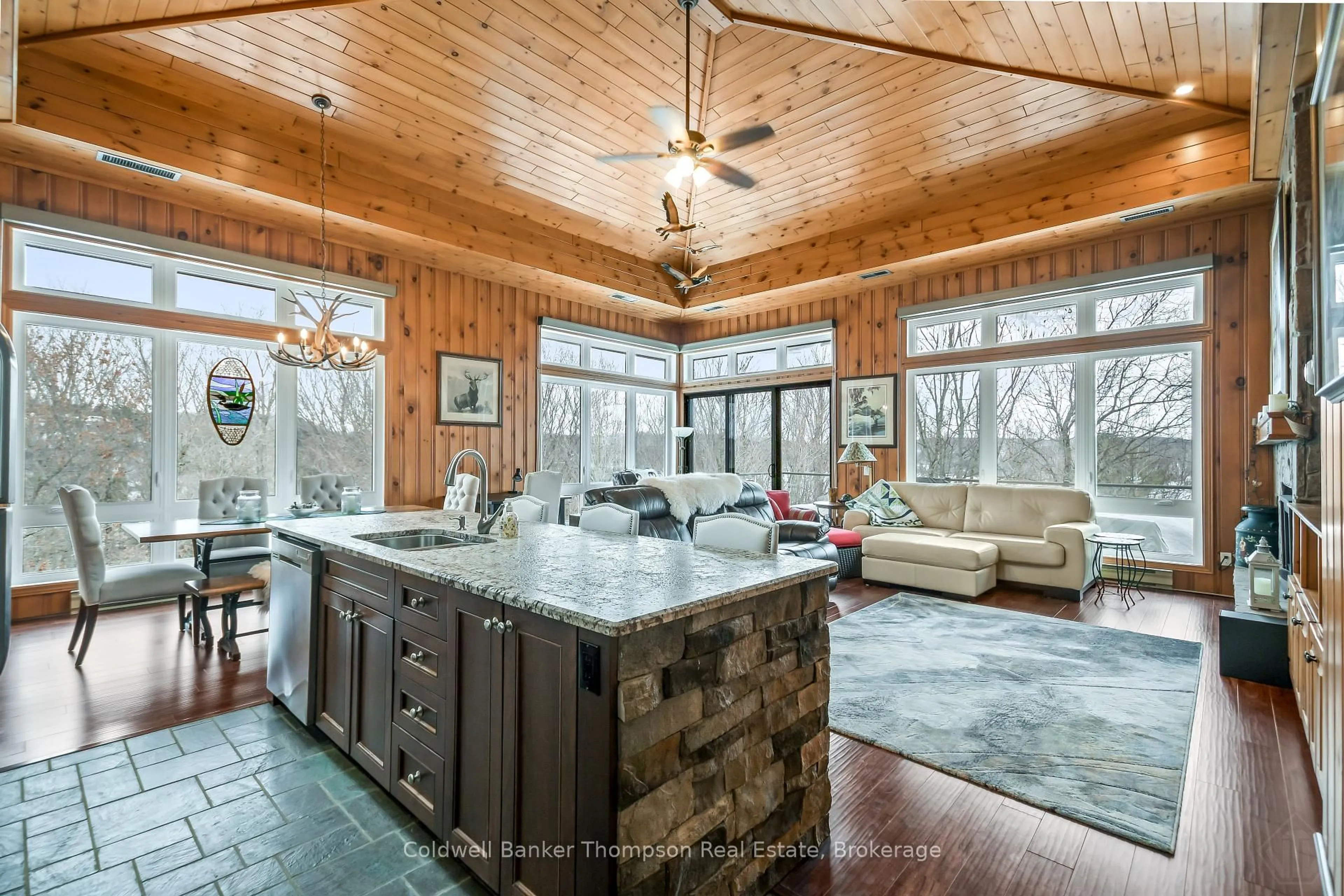 Unknown for 22-301 Oakridge Deerhurst Dr, Huntsville Ontario P1H 2E8