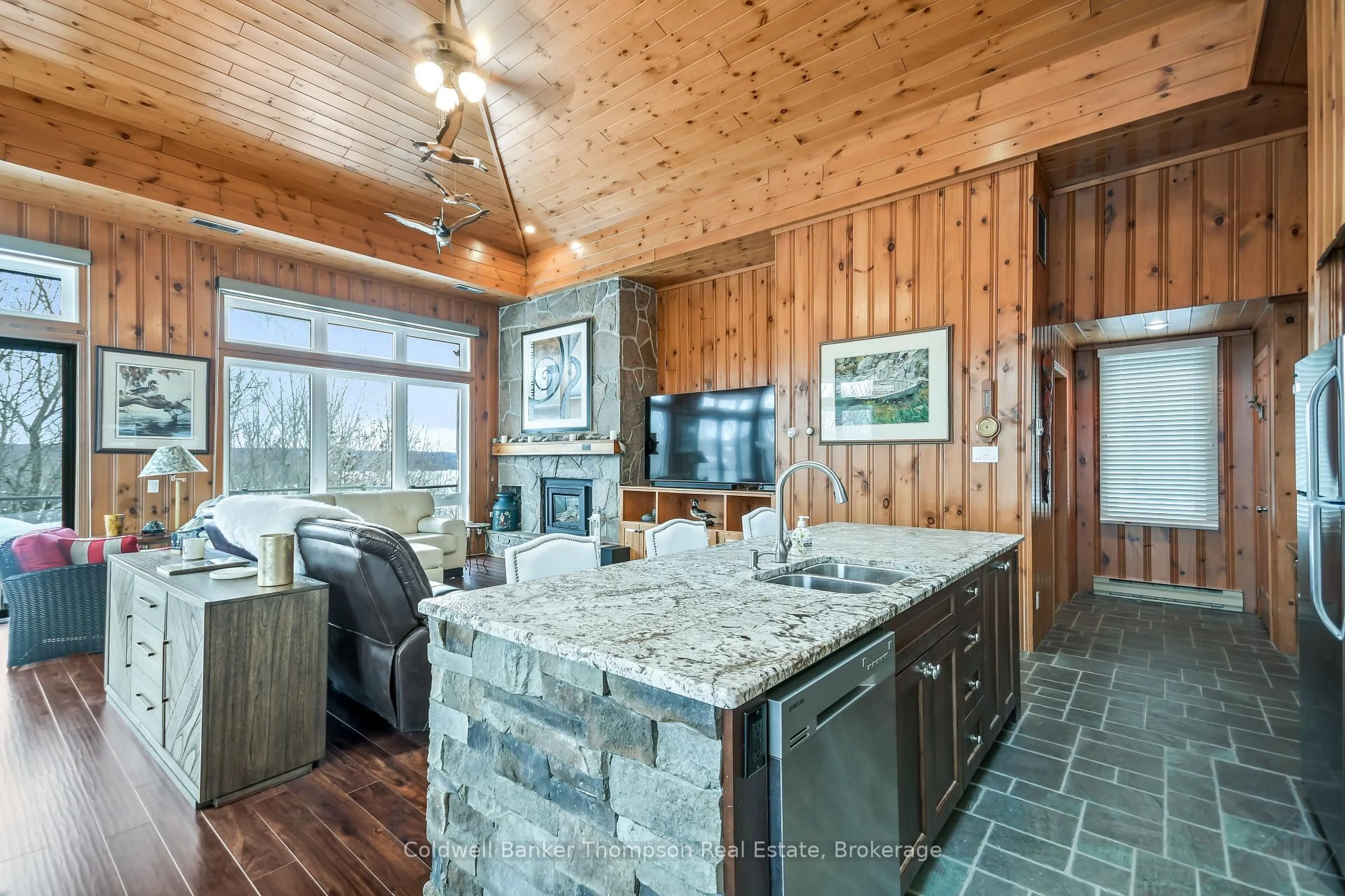 Open concept kitchen, ceramic/tile floor for 22-301 Oakridge Deerhurst Dr, Huntsville Ontario P1H 2E8