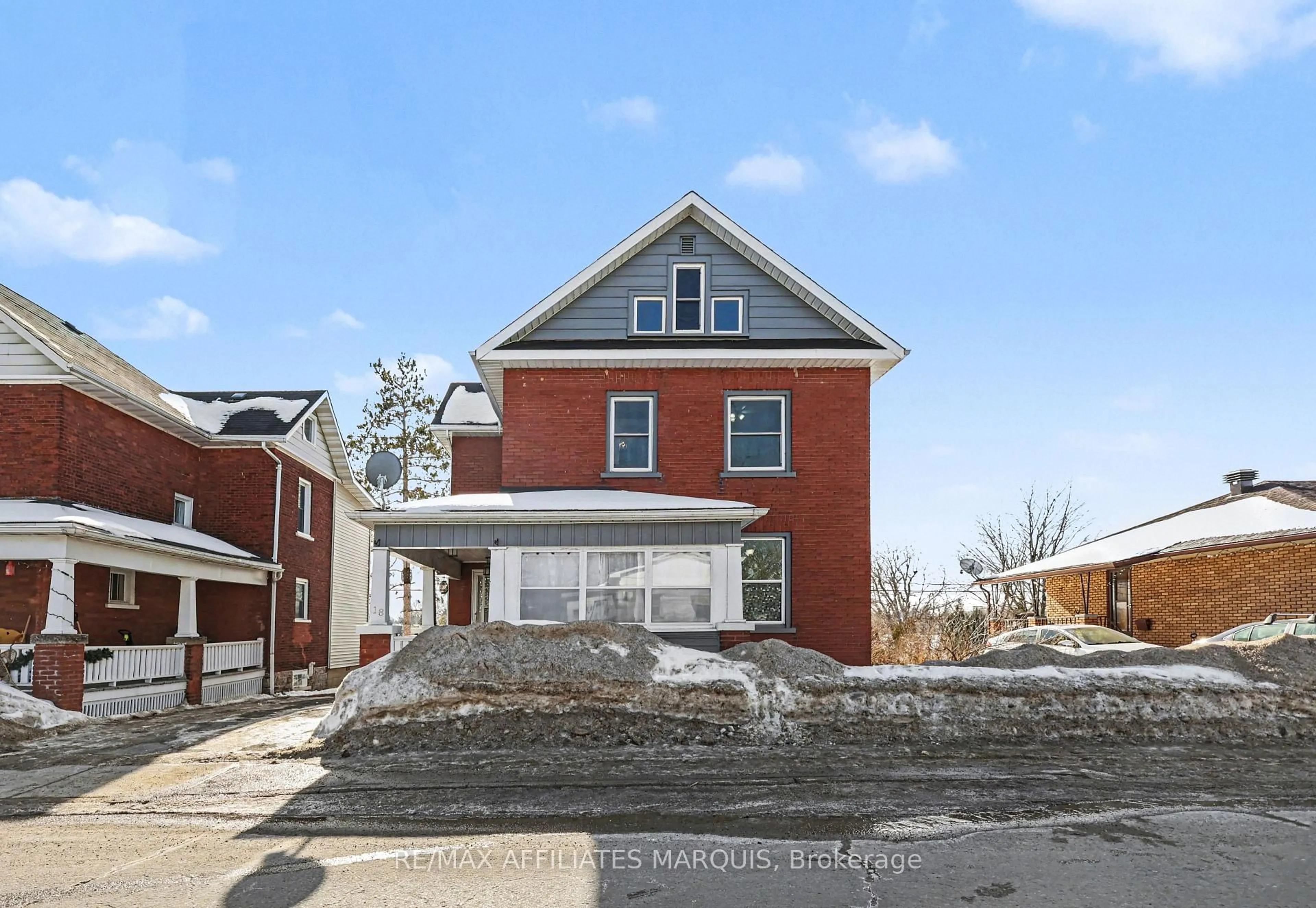 Home with brick exterior material, street for 18 Queen St, Smiths Falls Ontario K7A 3N2
