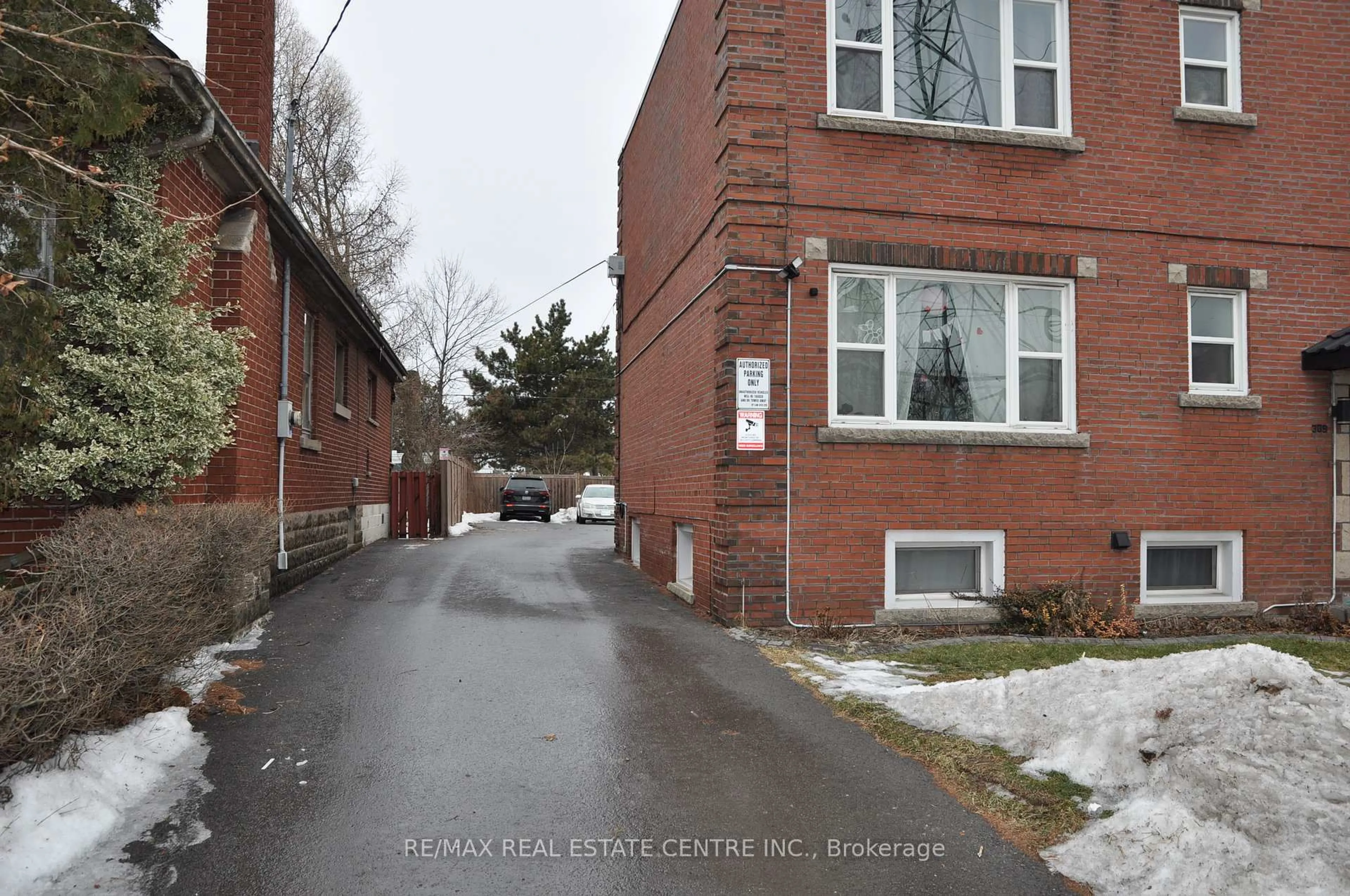 Unknown for 309 Strathearne Ave, Hamilton Ontario L8H 5K8