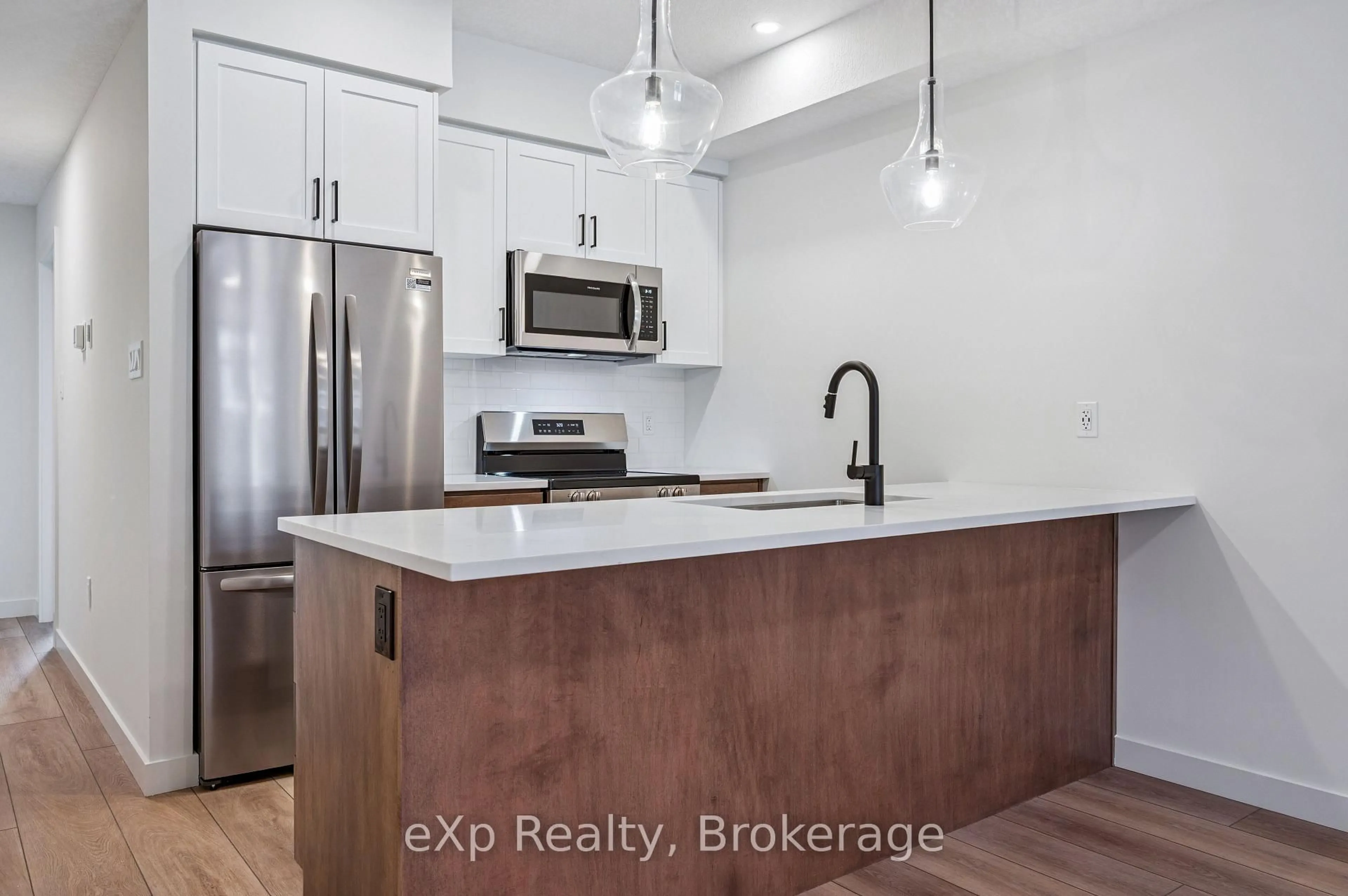 Open concept kitchen, unknown for 824 Woolwich St #F186, Guelph/Eramosa Ontario N1H 1G8