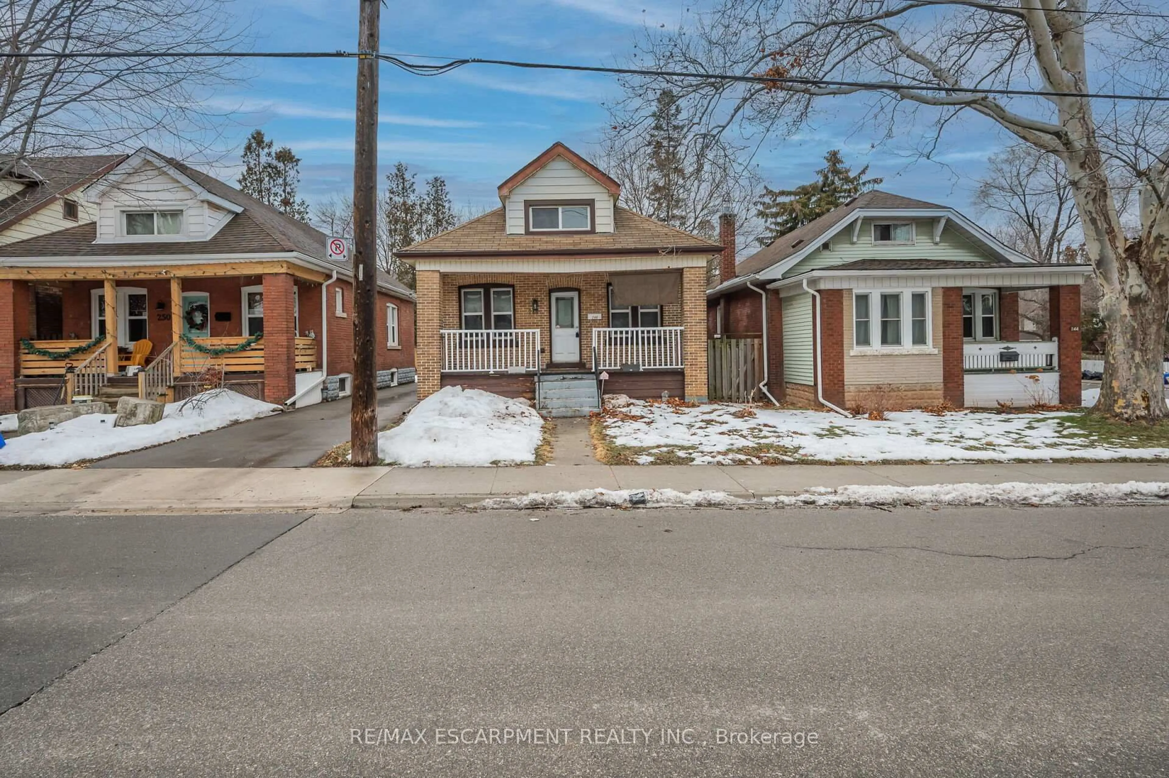 Home with brick exterior material, street for 246 Ottawa St, Hamilton Ontario L8K 2G1