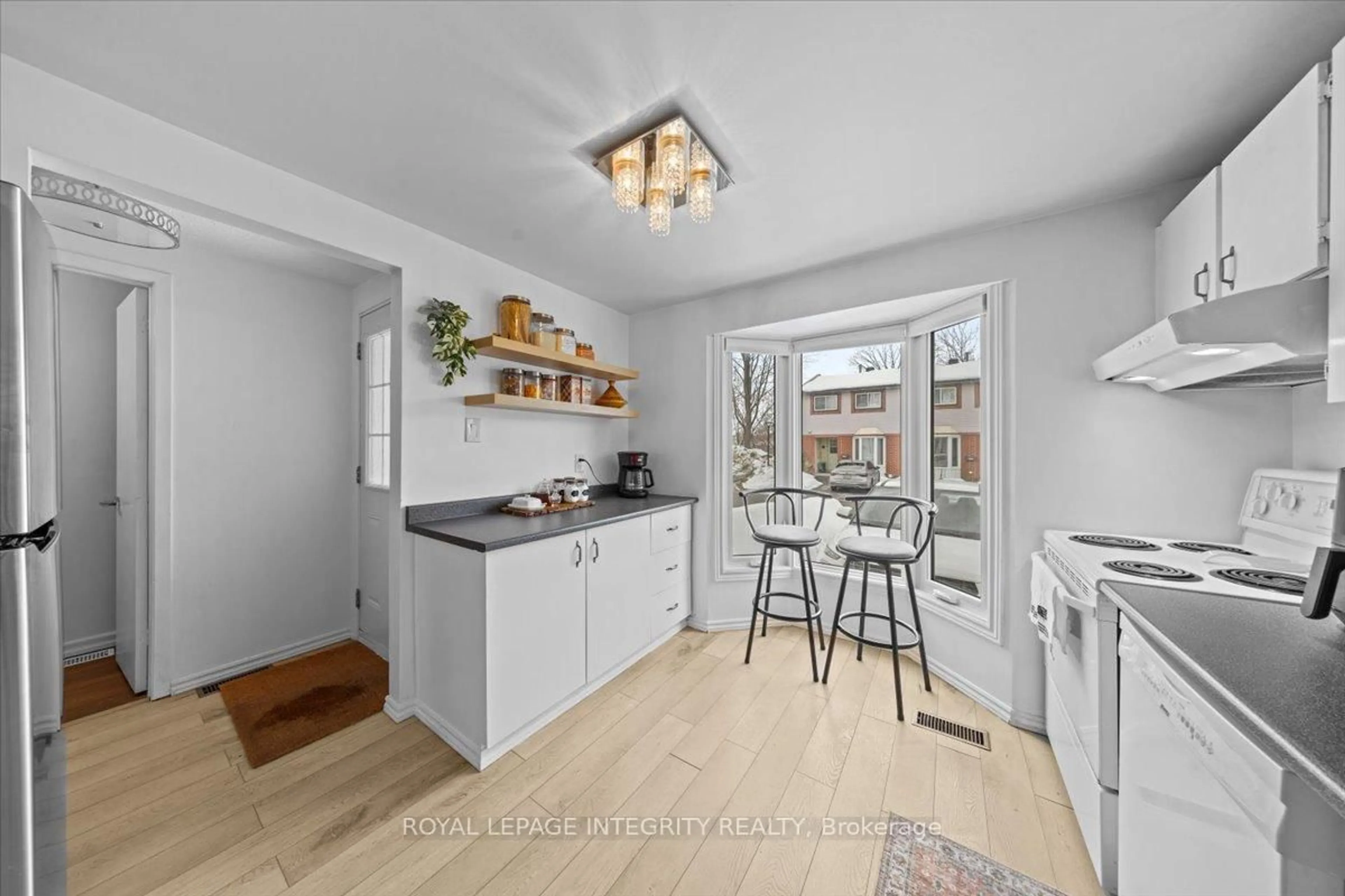 Open concept kitchen, unknown for 1196 Priory Lane, Ottawa Ontario K1C 1Z9