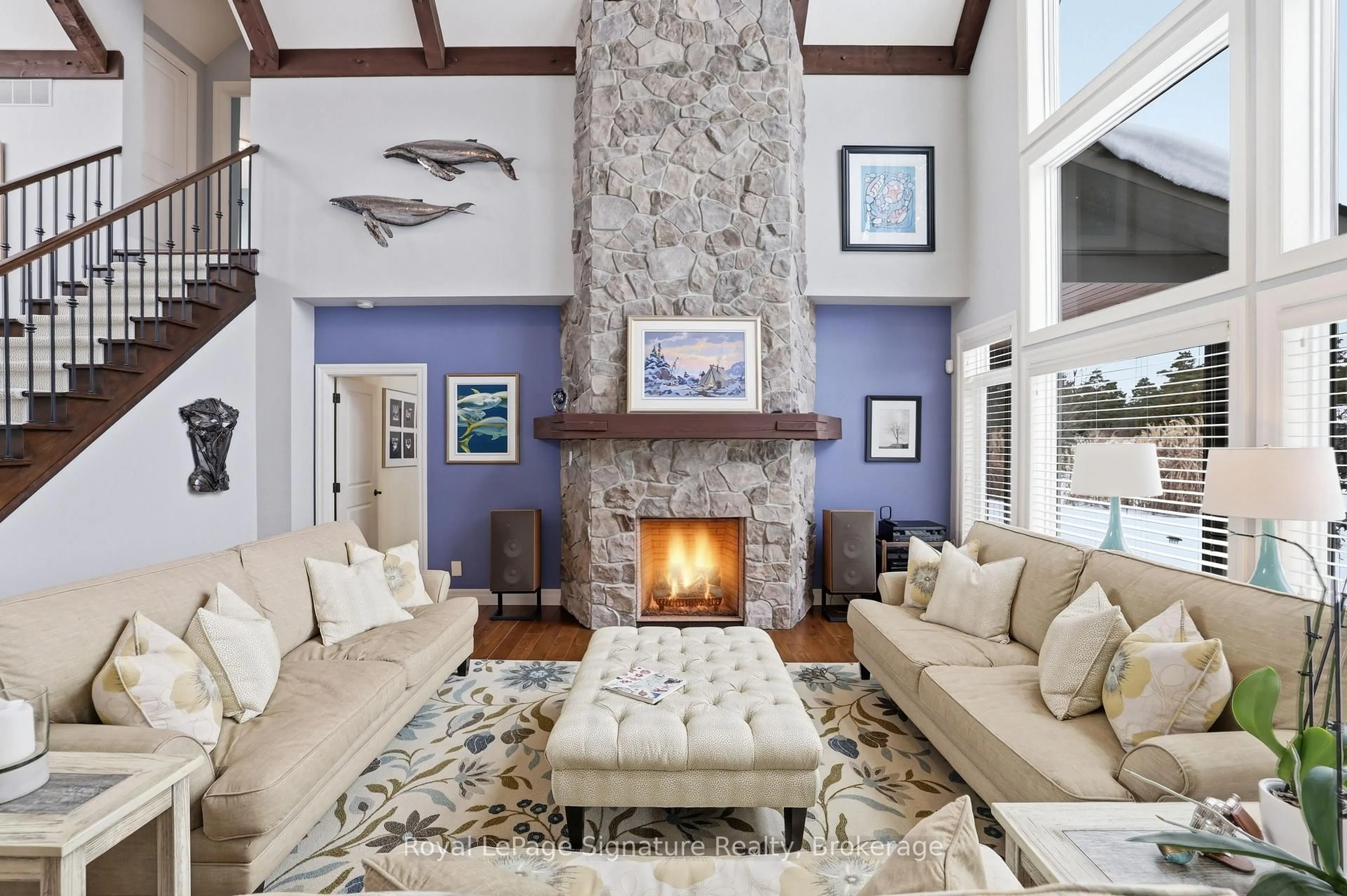 Living room with furniture, unknown for 176 High Bluff Lane, Blue Mountains Ontario N0H 2P0