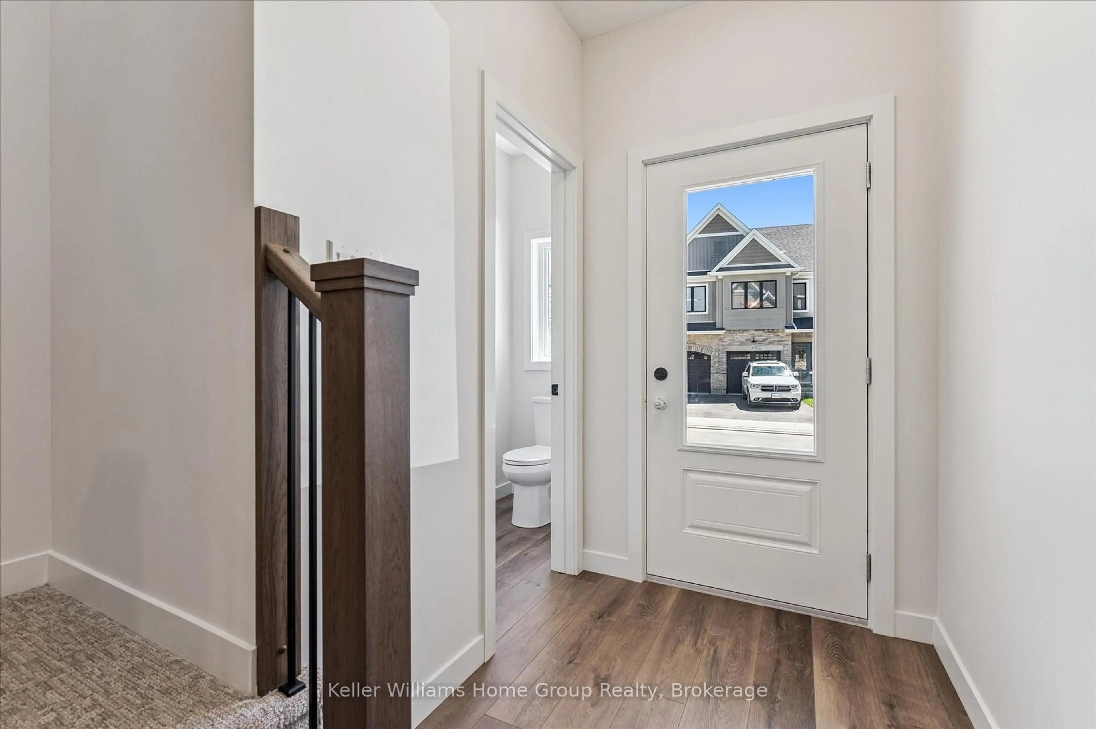 Indoor entryway for 46 Fieldstone Lane Private, Centre Wellington Ontario N0B 1S0