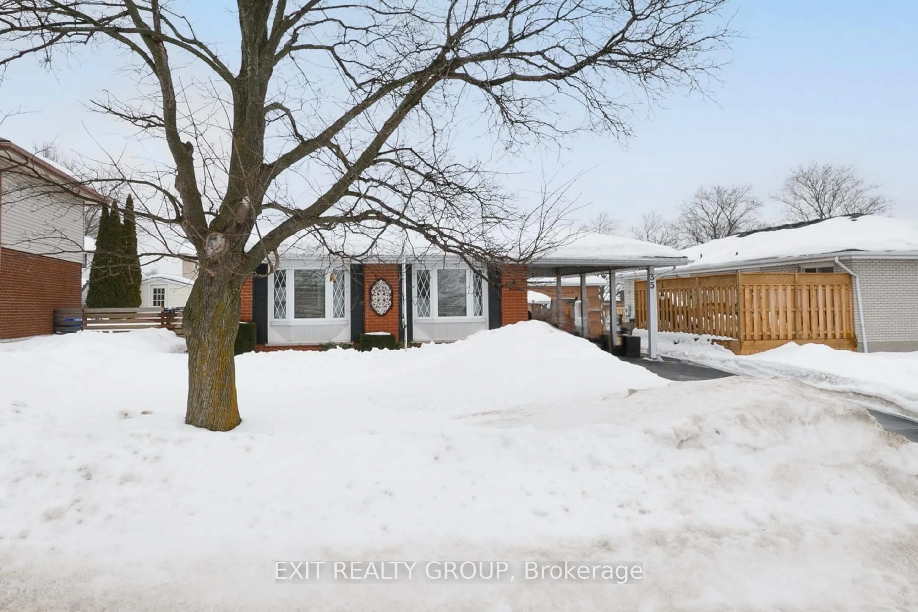 Unknown for 35 Fifth Ave, Quinte West Ontario K8V 5N9