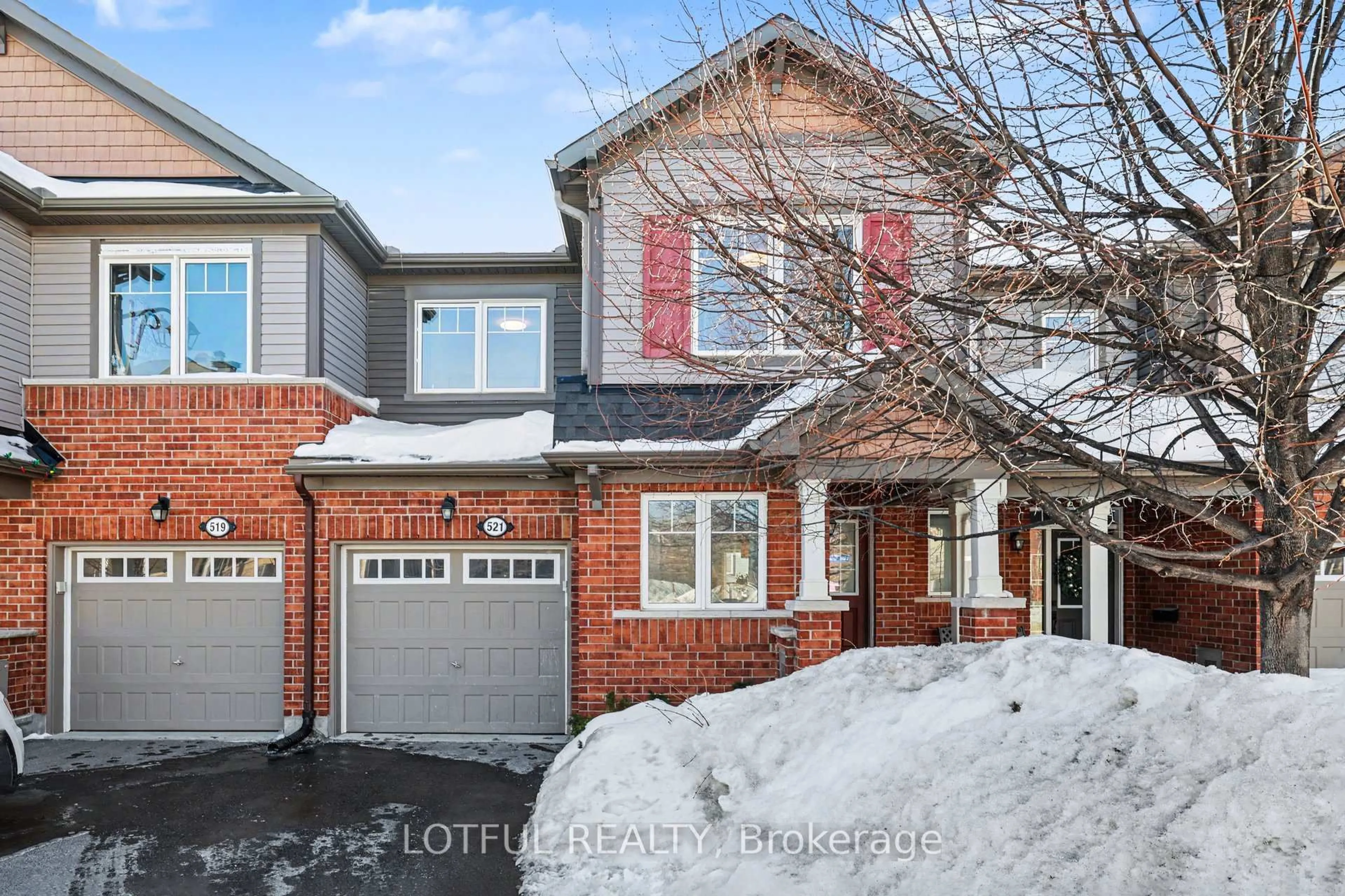 Home with brick exterior material, street for 521 Foxlight Circ, Ottawa Ontario K2M 0L9