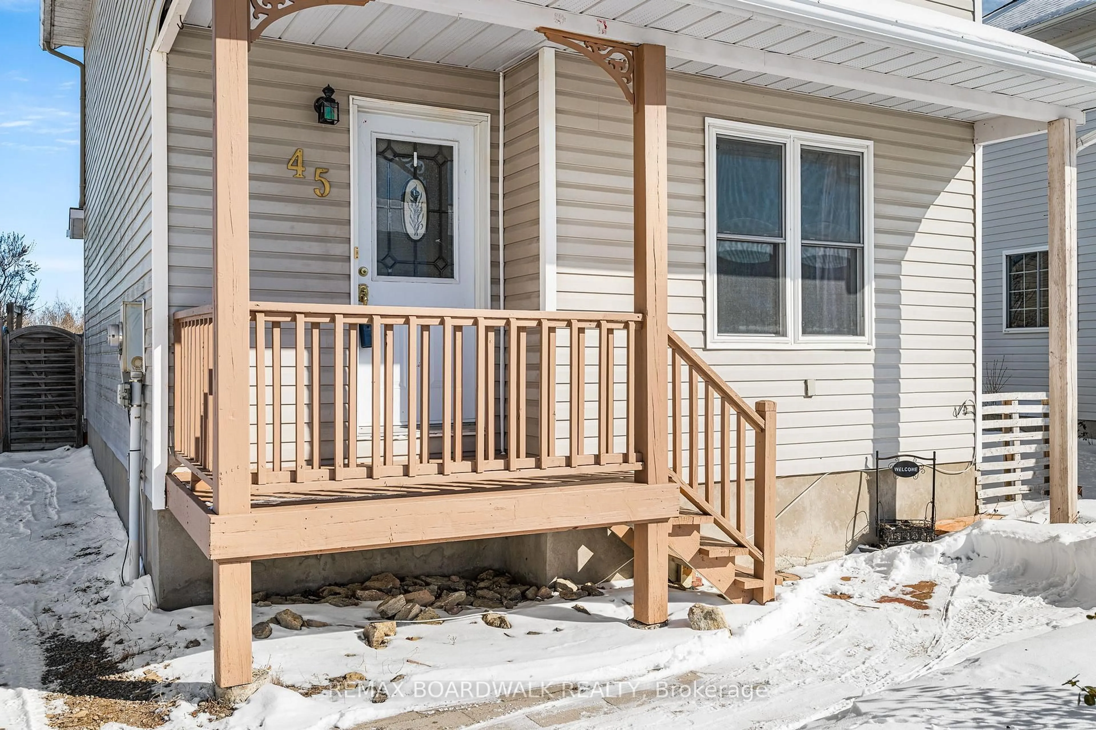 Unknown for 45 Johnston St, Carleton Place Ontario K7C 4R7