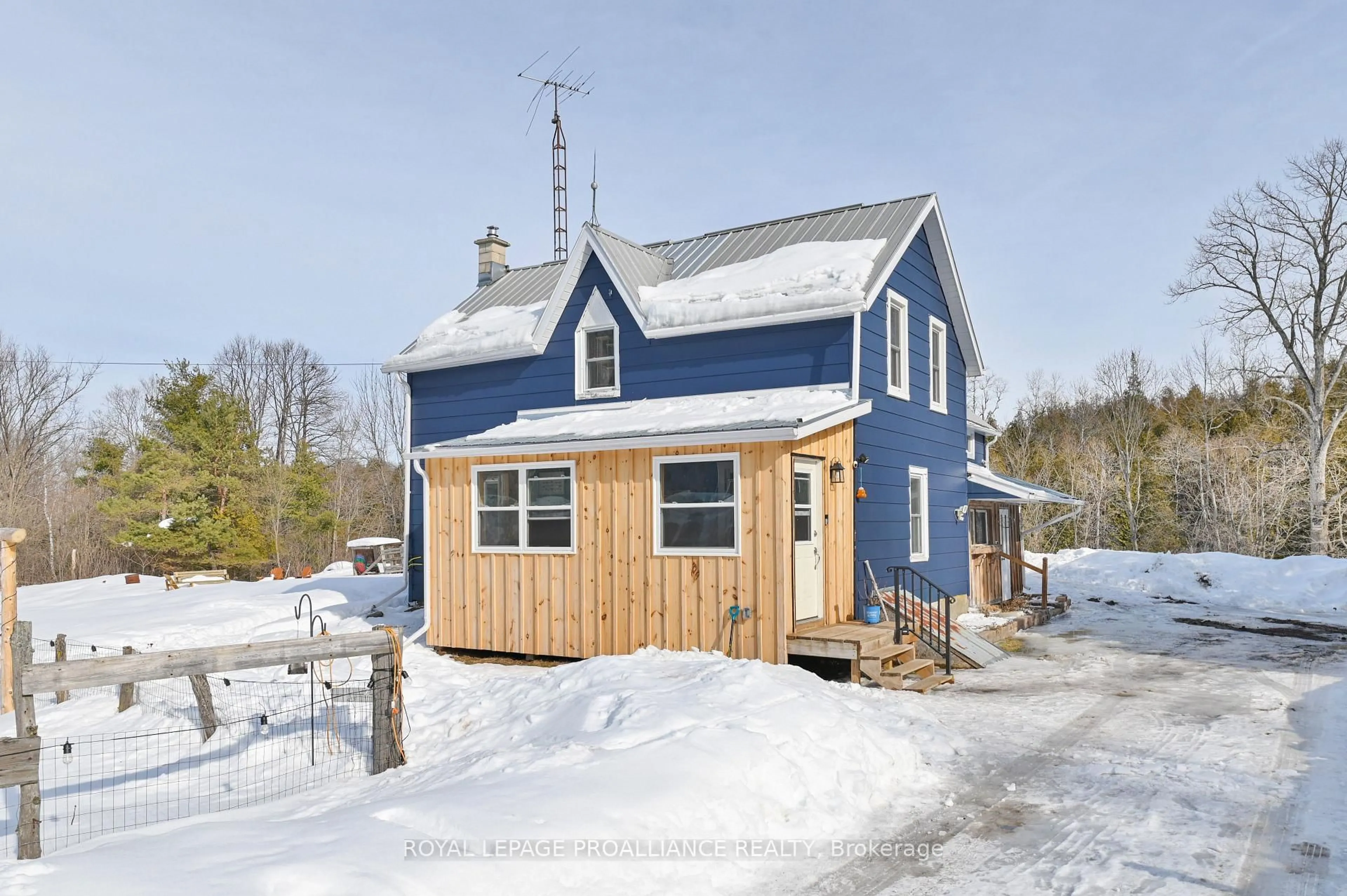 Unknown for 369 5th Concession Rd, Kaladar Ontario K0H 1P0