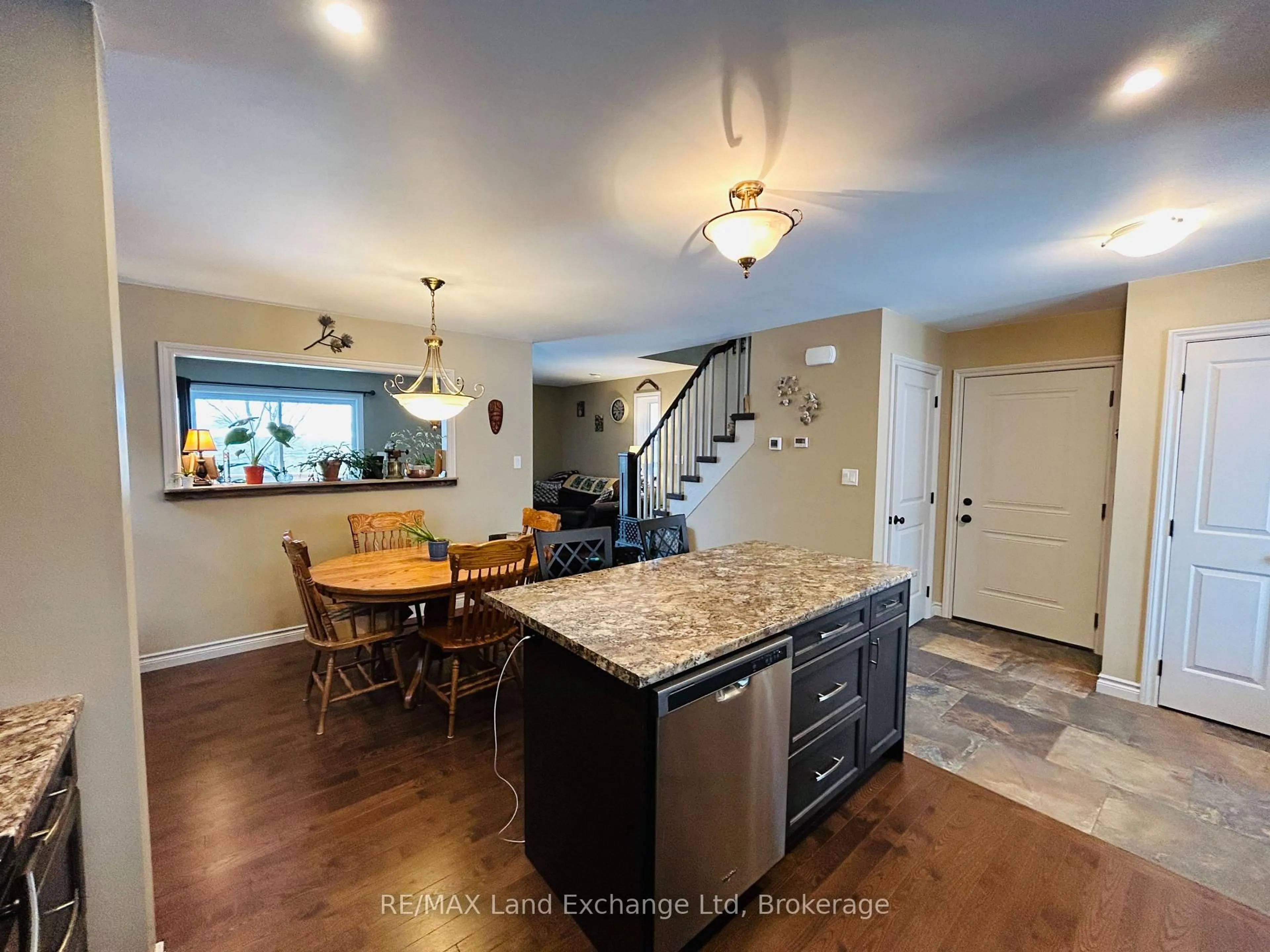 Open concept kitchen, unknown for 660 Gloria St, North Huron Ontario N0G 2W0