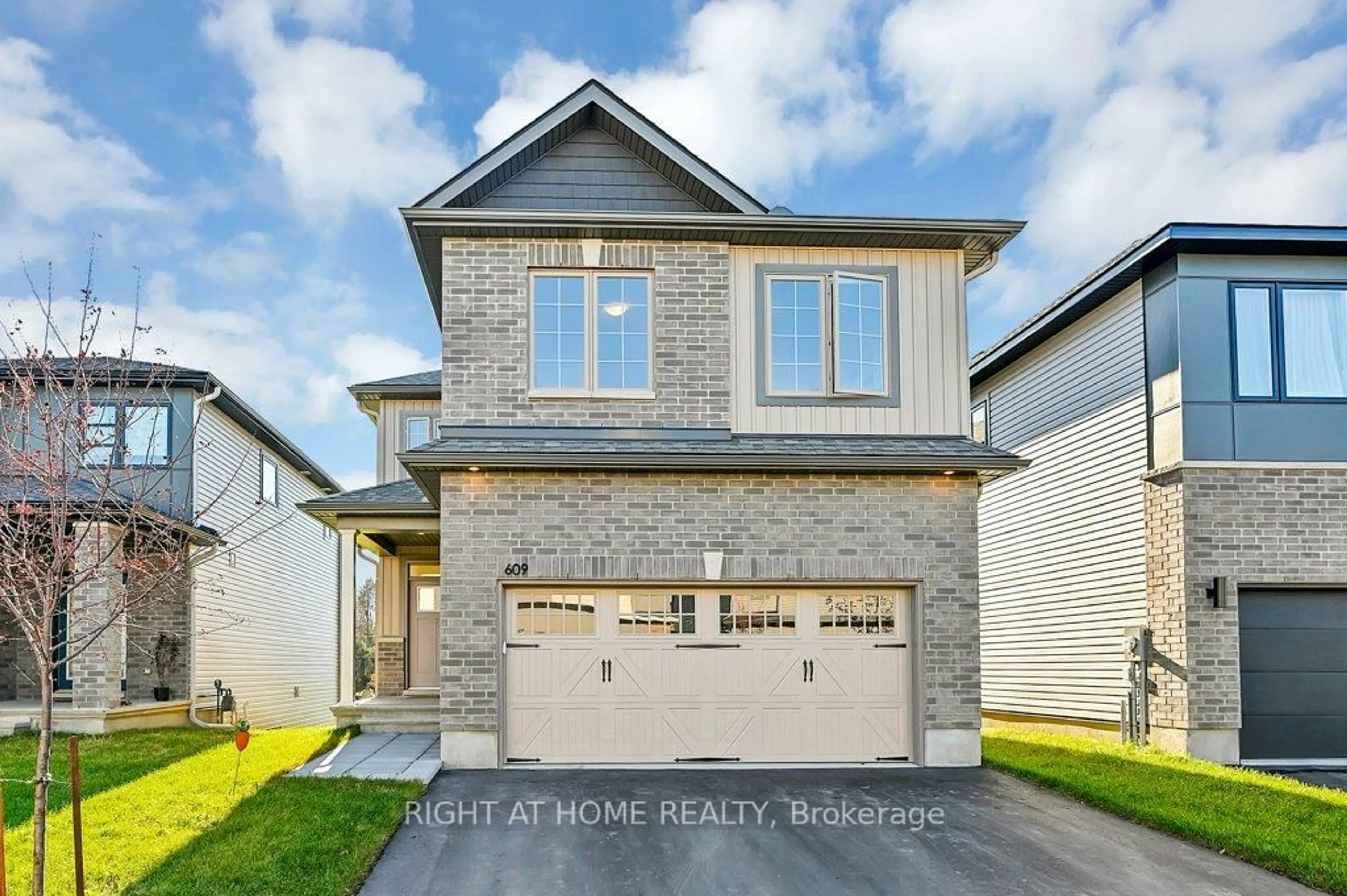 Home with brick exterior material, street for 609 Enclave Lane, Clarence-Rockland Ontario K1K 1T2