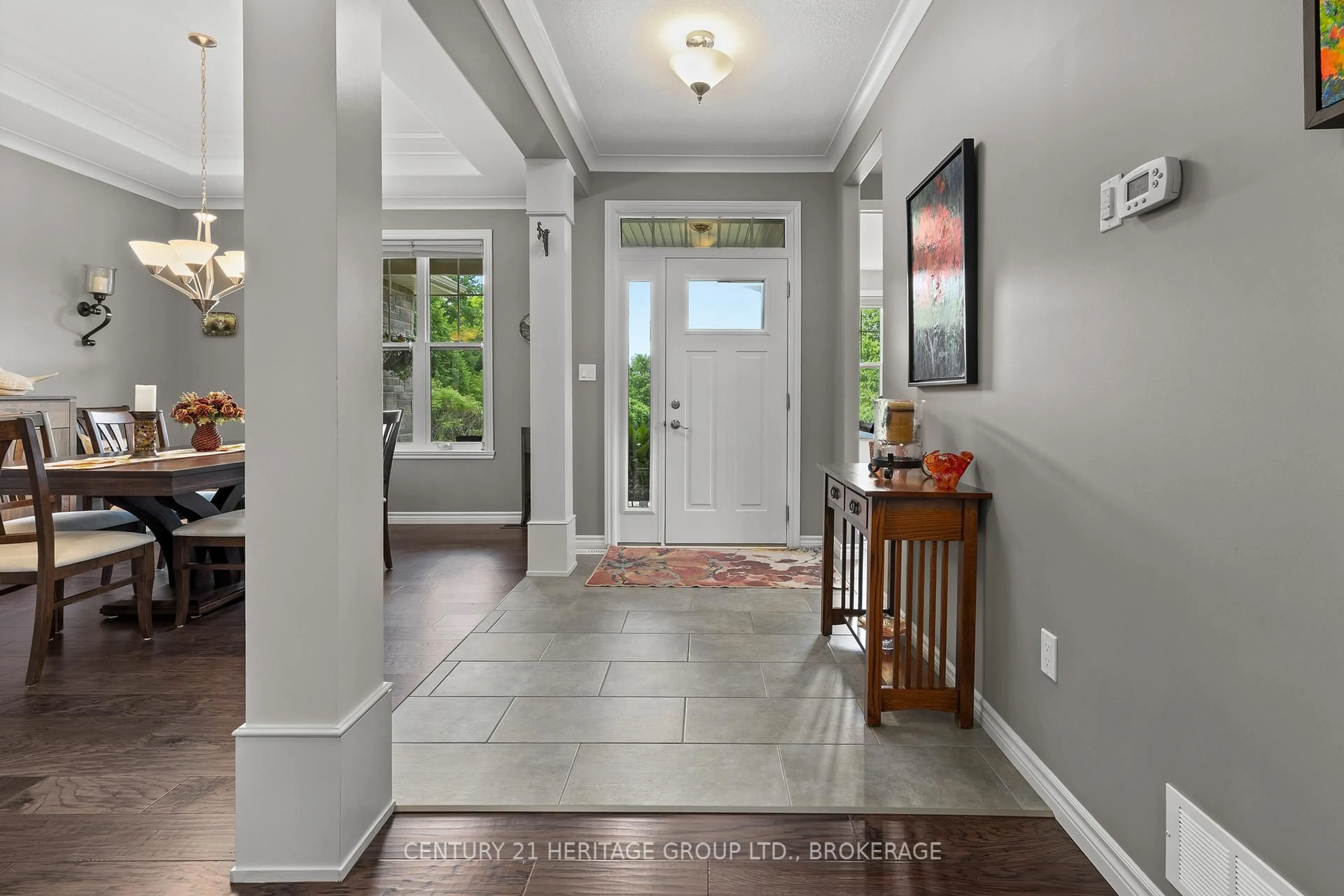 Indoor entryway for 1071 Cranberry Cove Lane #13, Seeley's Bay Ontario K0H 2N0