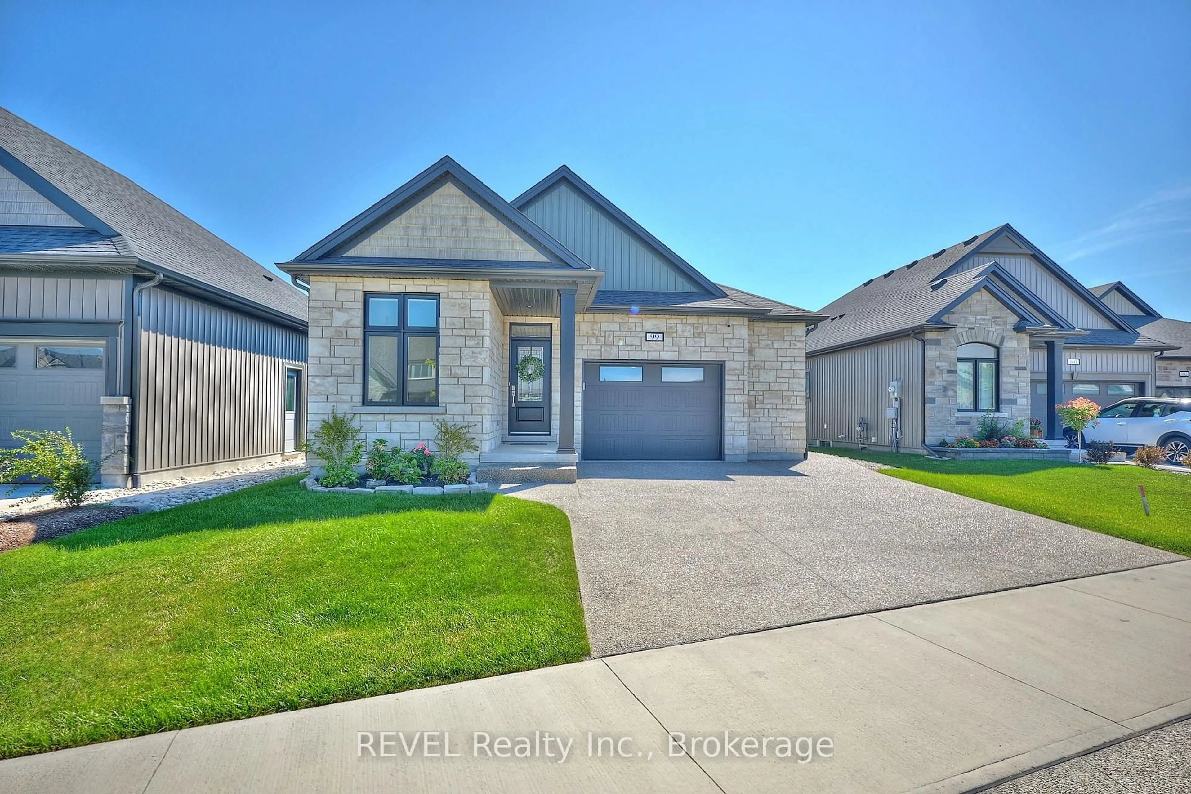 Home with brick exterior material, street for 99 Homestead Dr, Niagara-on-the-Lake Ontario L0S 1J0