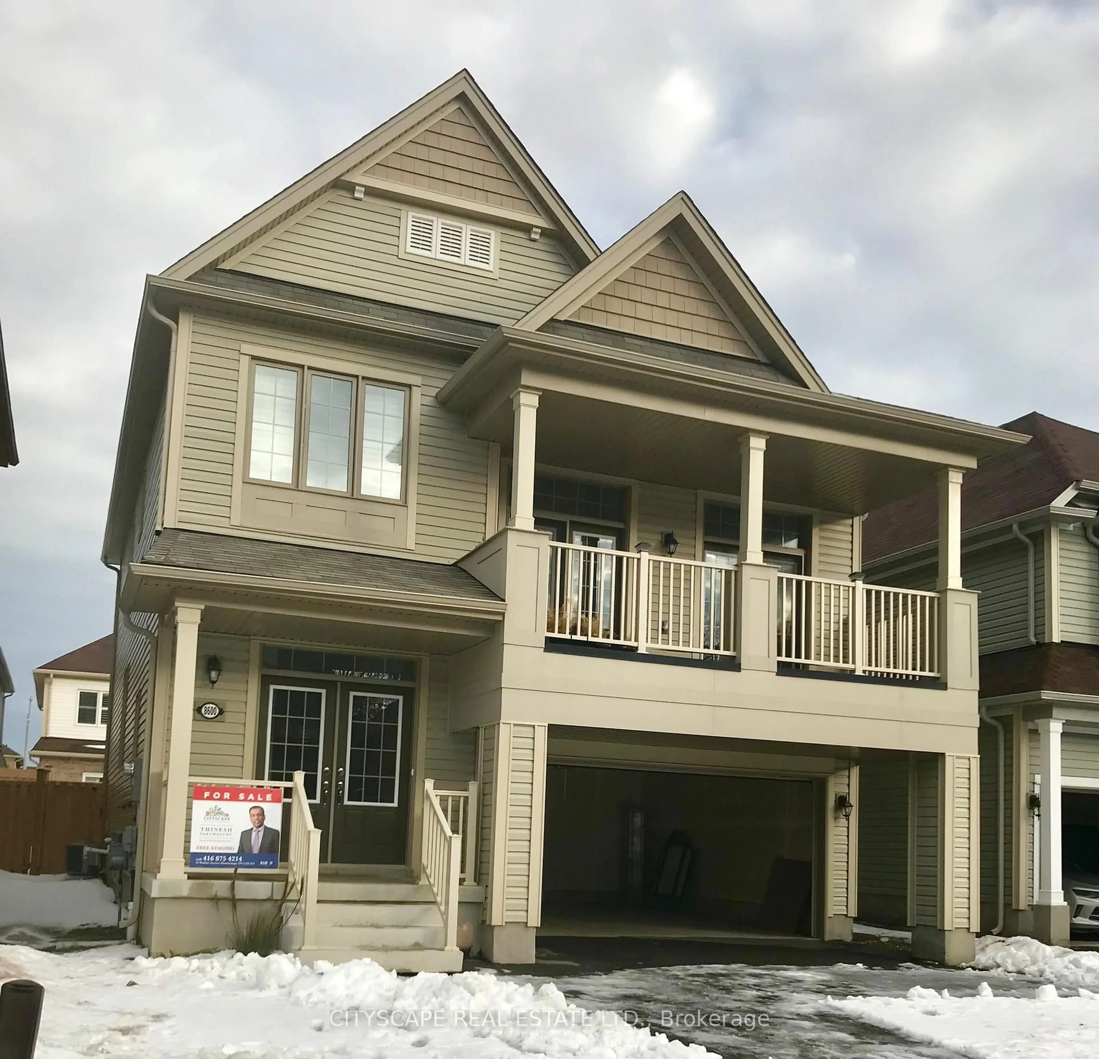 Home with vinyl exterior material, street for 8600 Sweet Chestnut Dr, Niagara Falls Ontario L2H 2Y6