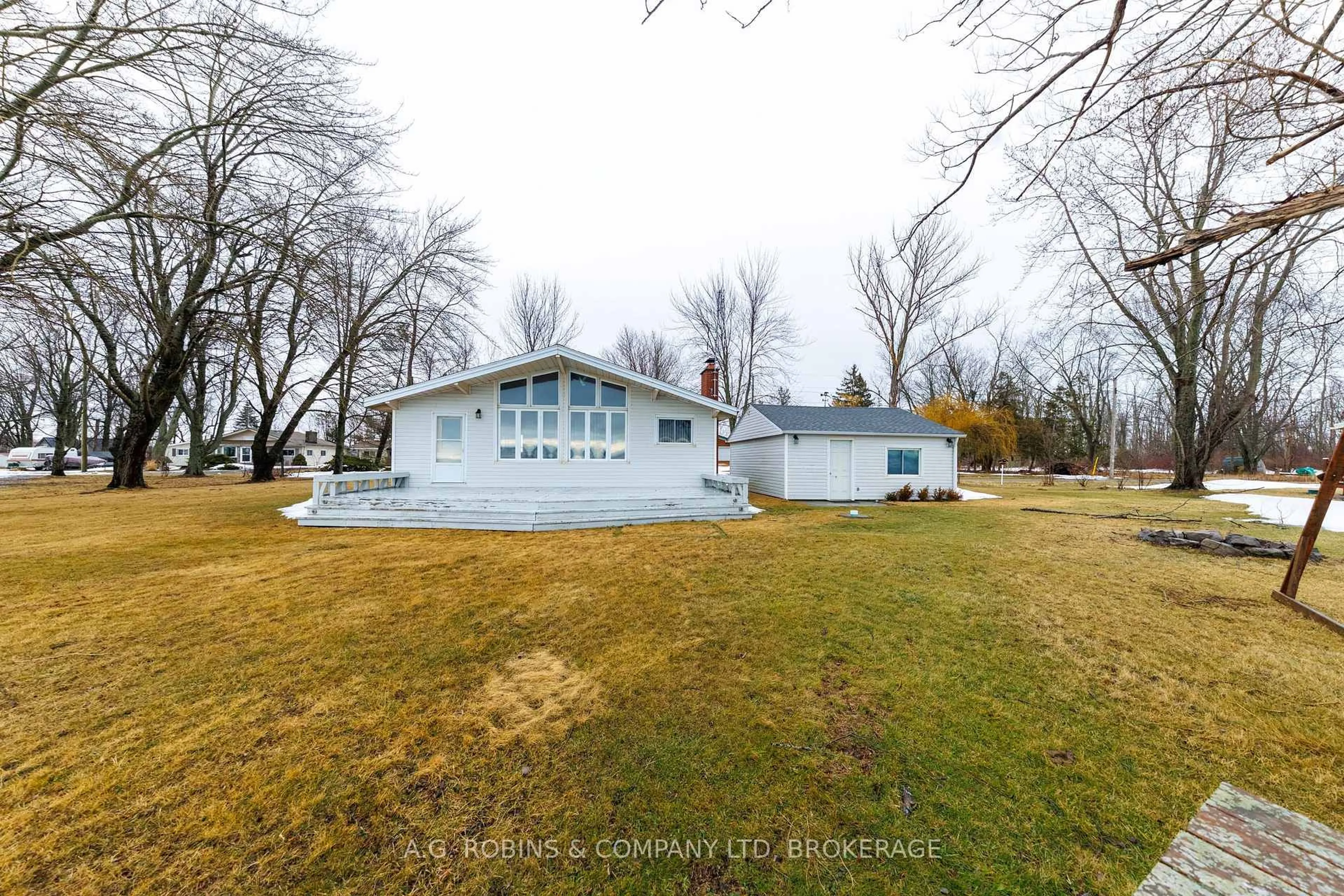 A pic from outside/outdoor area/front of a property/back of a property/a pic from drone, water/lake/river/ocean view for 13 Erie Heights Line, Haldimand Ontario N0A 1K0