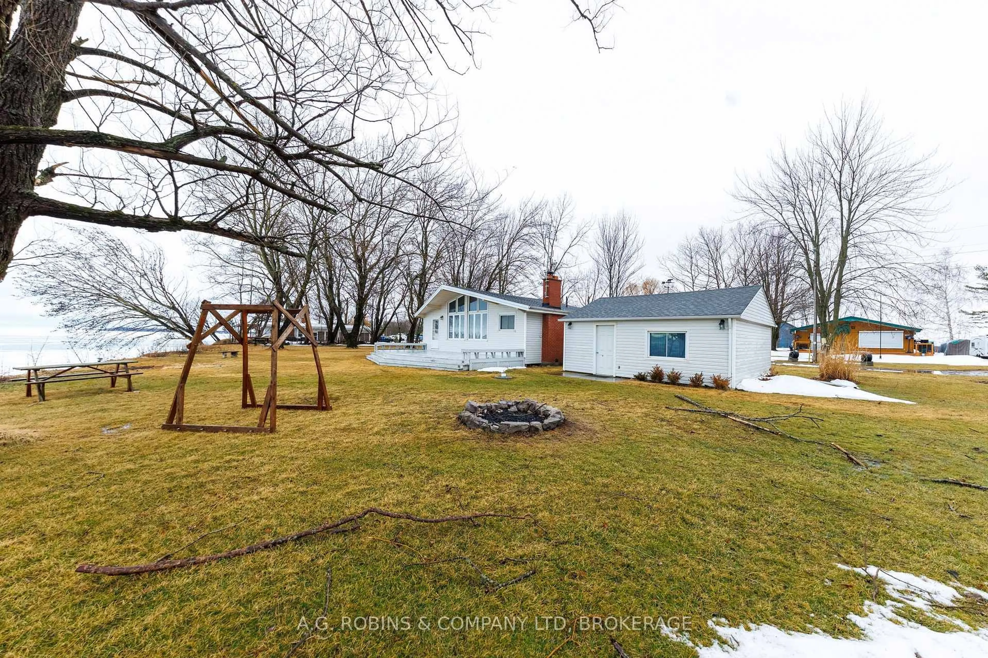 A pic from outside/outdoor area/front of a property/back of a property/a pic from drone, unknown for 13 Erie Heights Line, Haldimand Ontario N0A 1K0