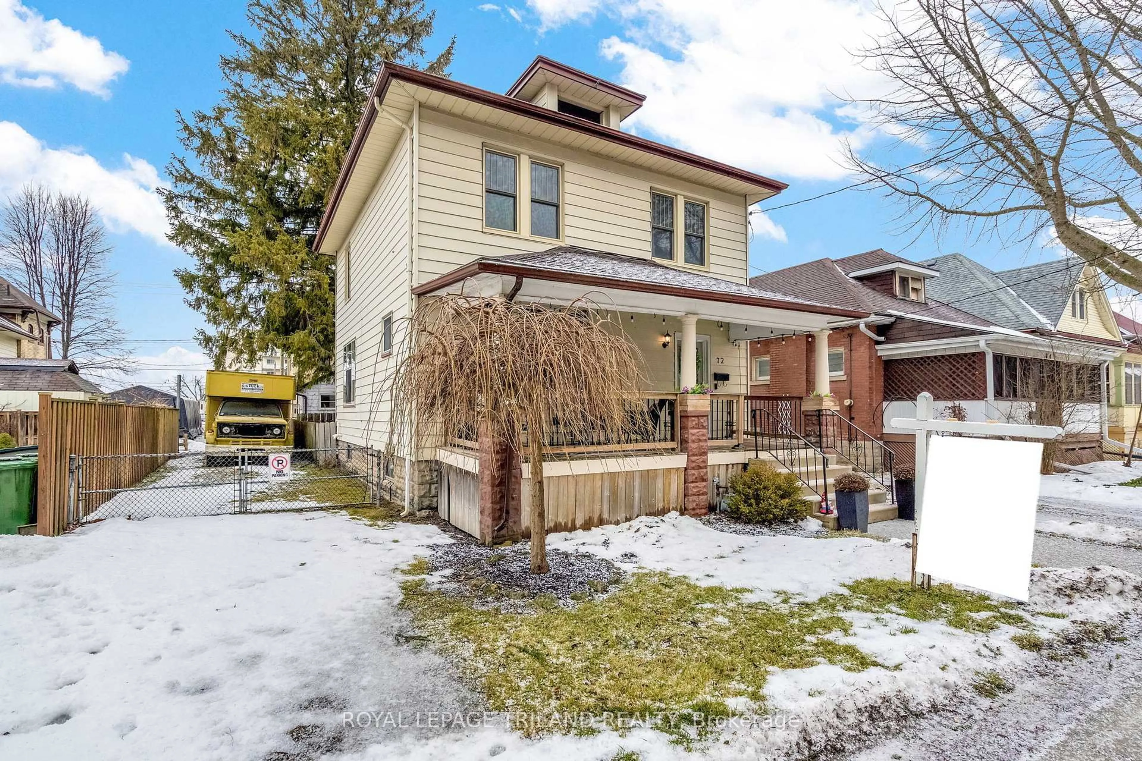 Unknown for 72 Walnut St, St. Thomas Ontario N5R 2Y9