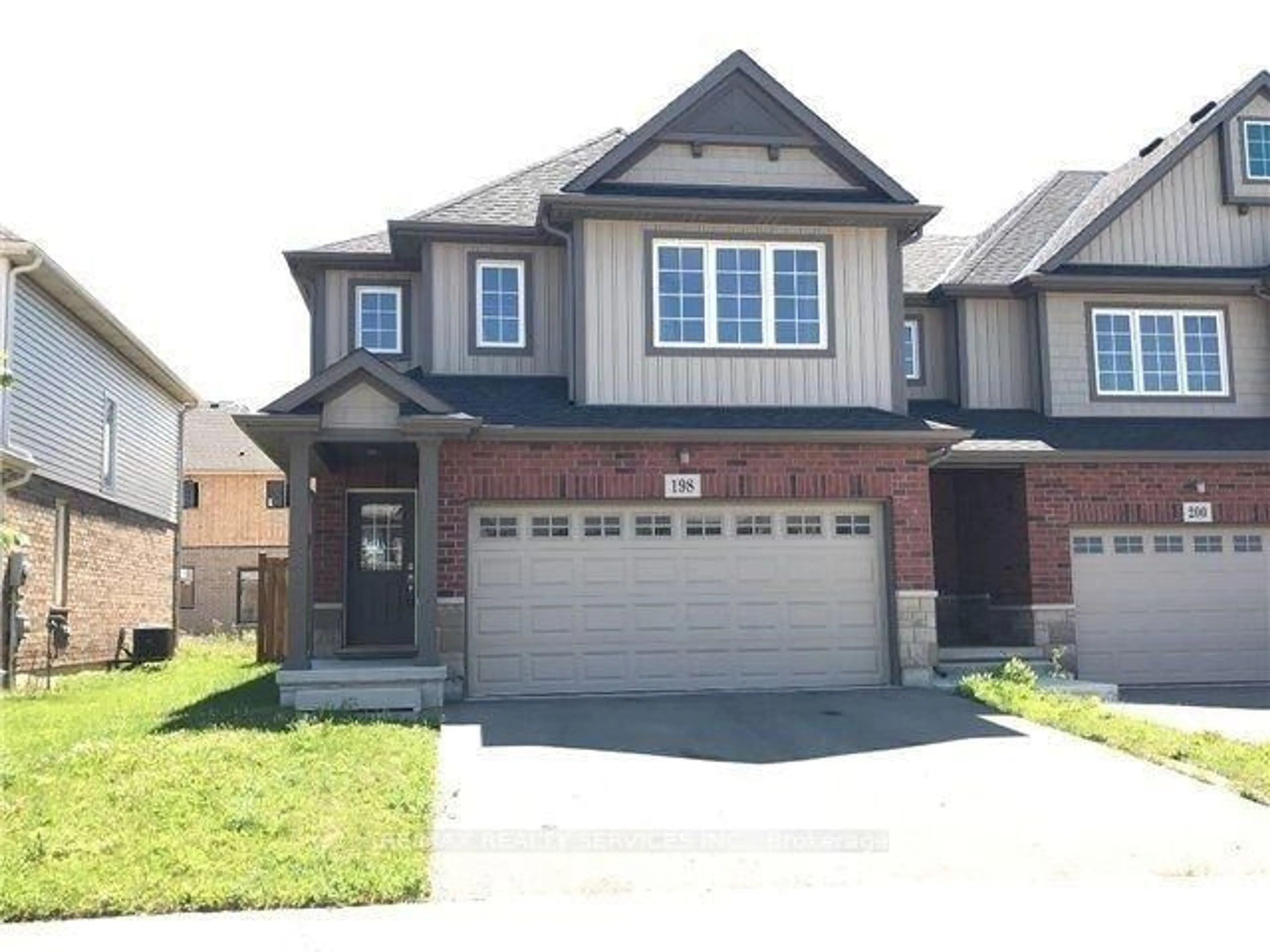 Home with brick exterior material, street for 198 Winterberry Blvd, Thorold Ontario L2V 0C2