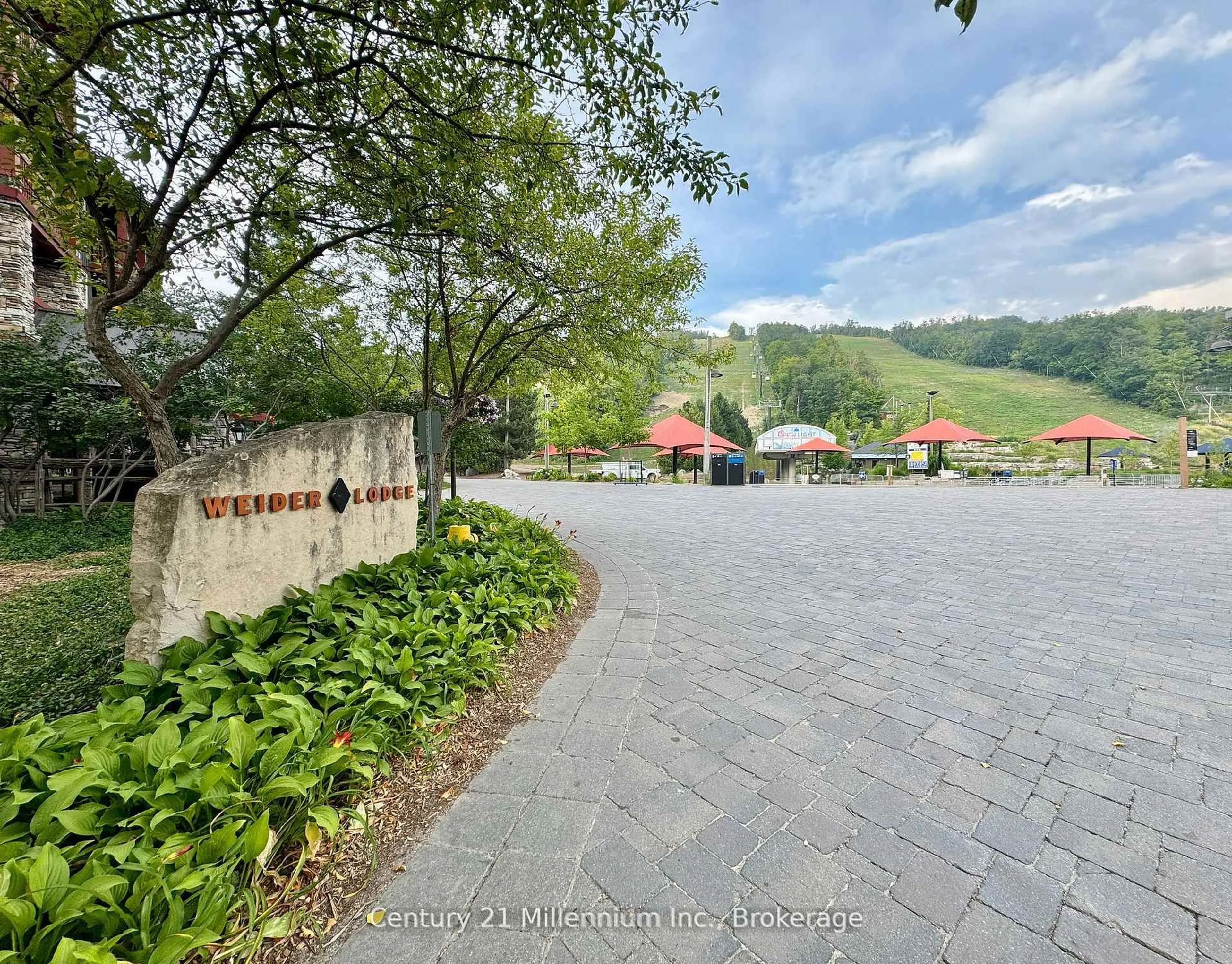 Unknown for 152 Jozo Weider Blvd #201, Blue Mountains Ontario L9Y 0V2