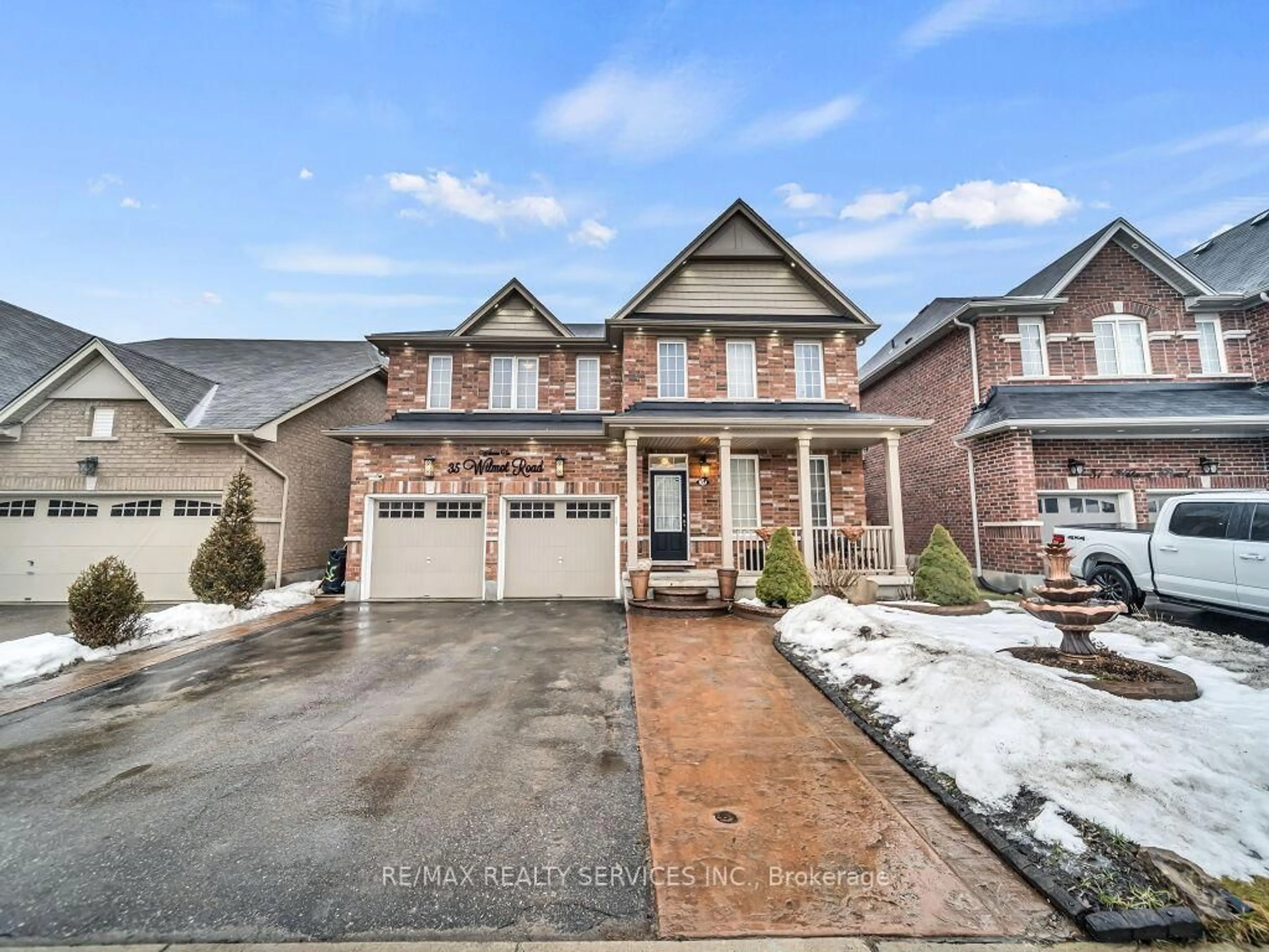 Home with brick exterior material, street for 35 Wilmot Rd, Brantford Ontario N3T 0K8