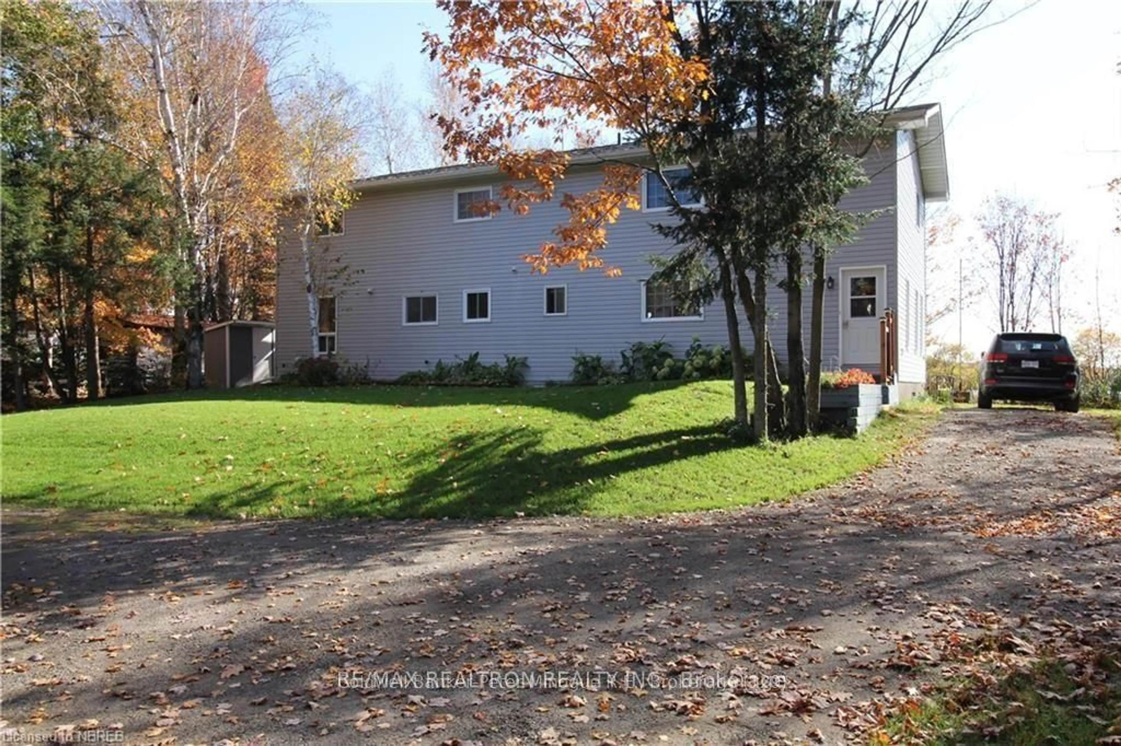 A pic from outside/outdoor area/front of a property/back of a property/a pic from drone, street for 380 BEAVER Lane, Nipissing Ontario P0H 1W0