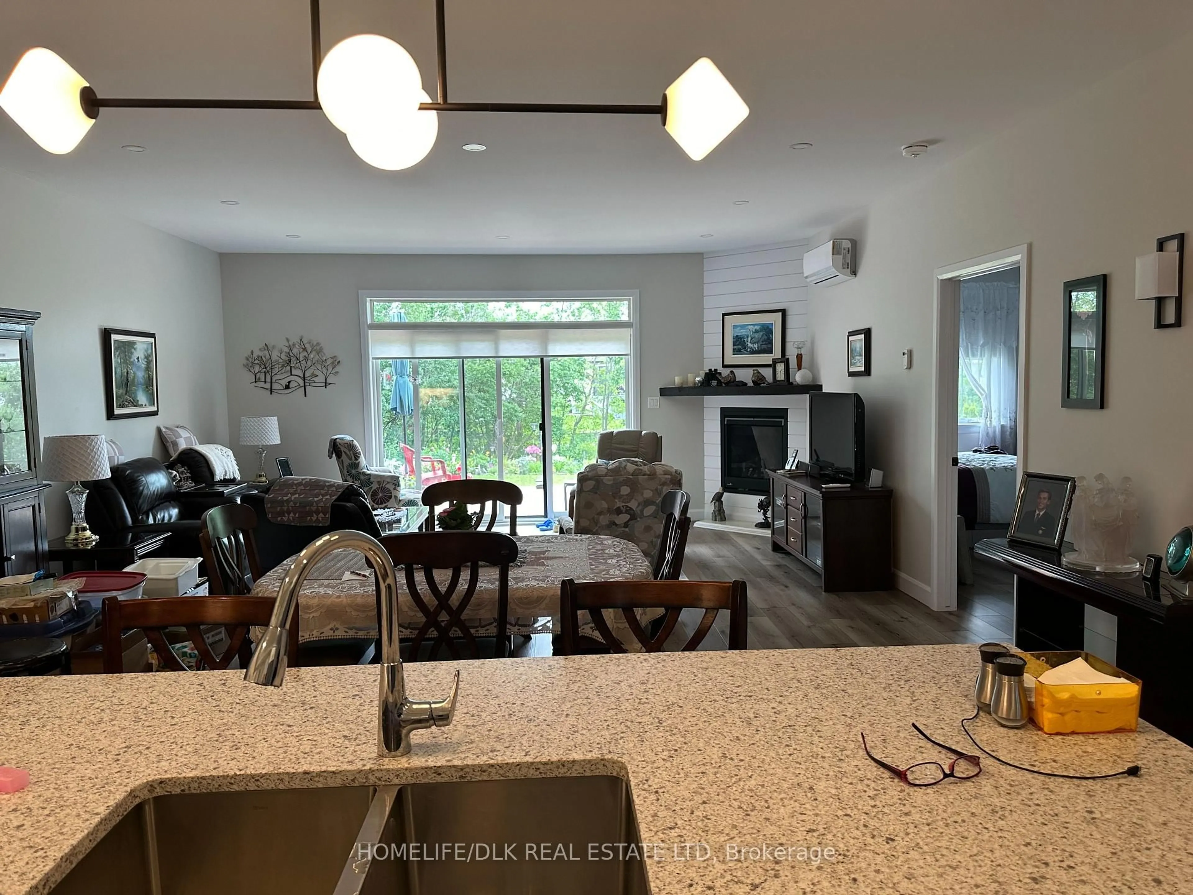 Open concept kitchen, unknown for 1115 Millwood Ave, Brockville Ontario K6V 0E6