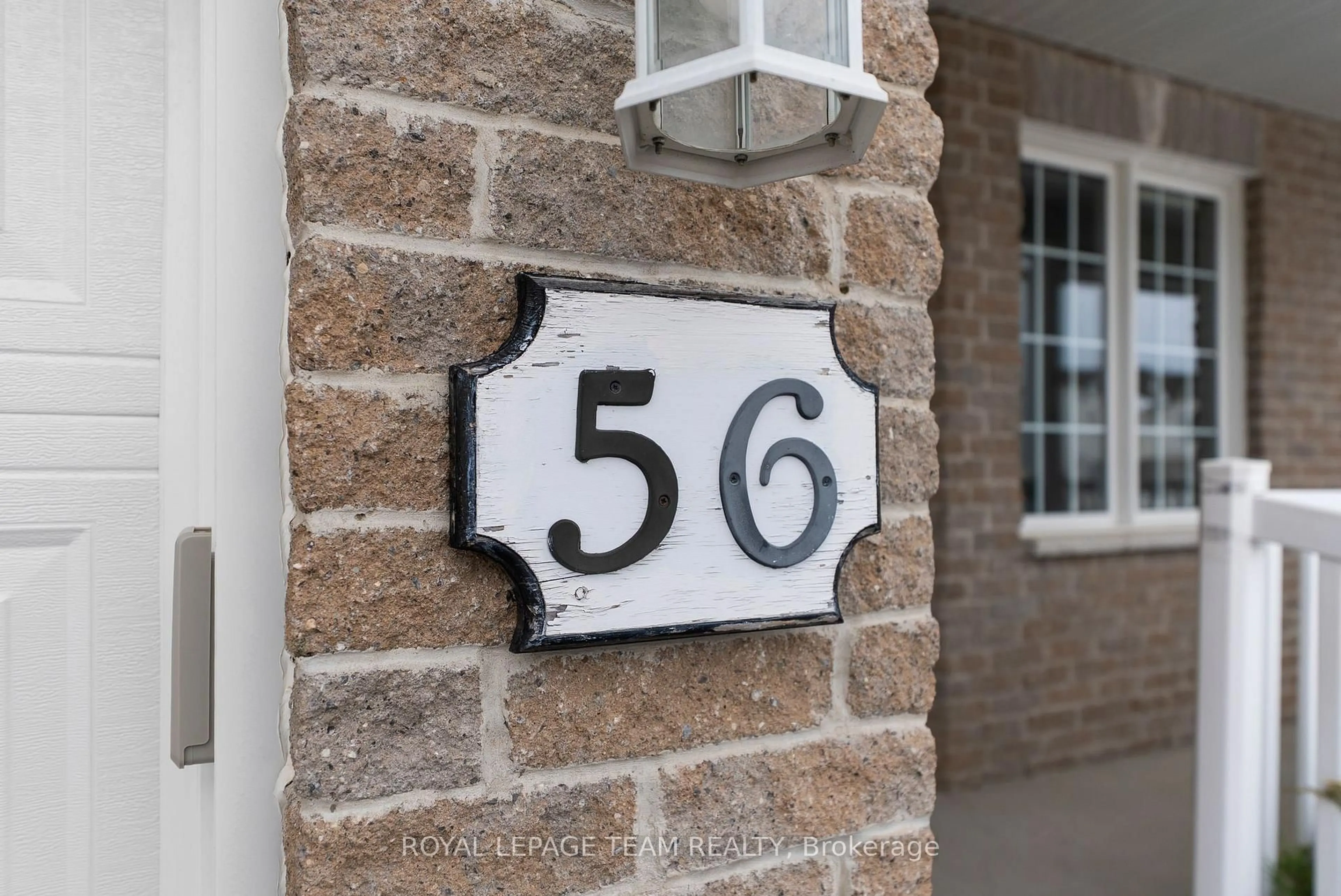 Indoor entryway for 56 Frieday St, Arnprior Ontario K7S 0A6