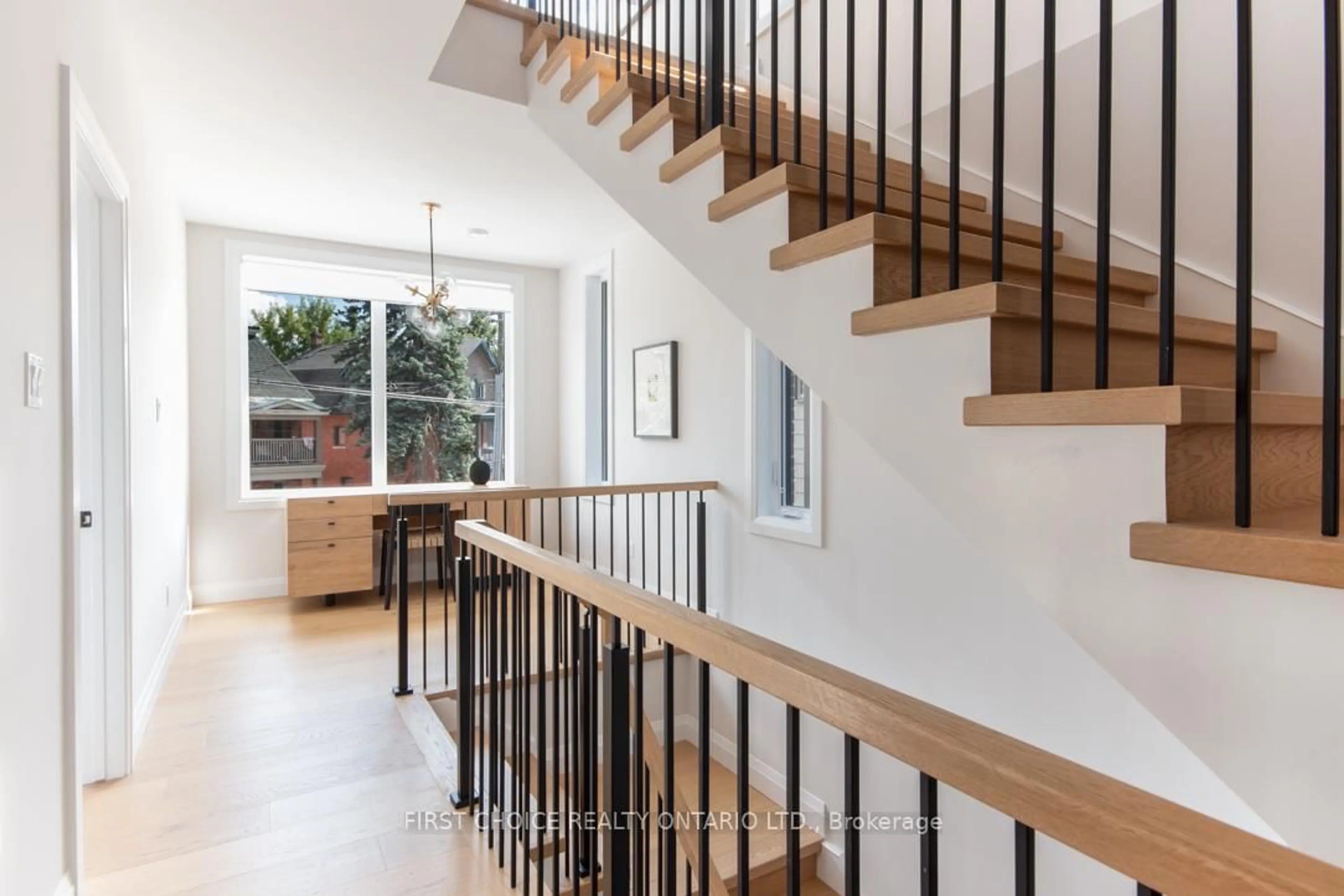 Unknown for 296 Riverdale Ave, Ottawa Ontario K1S 1R1