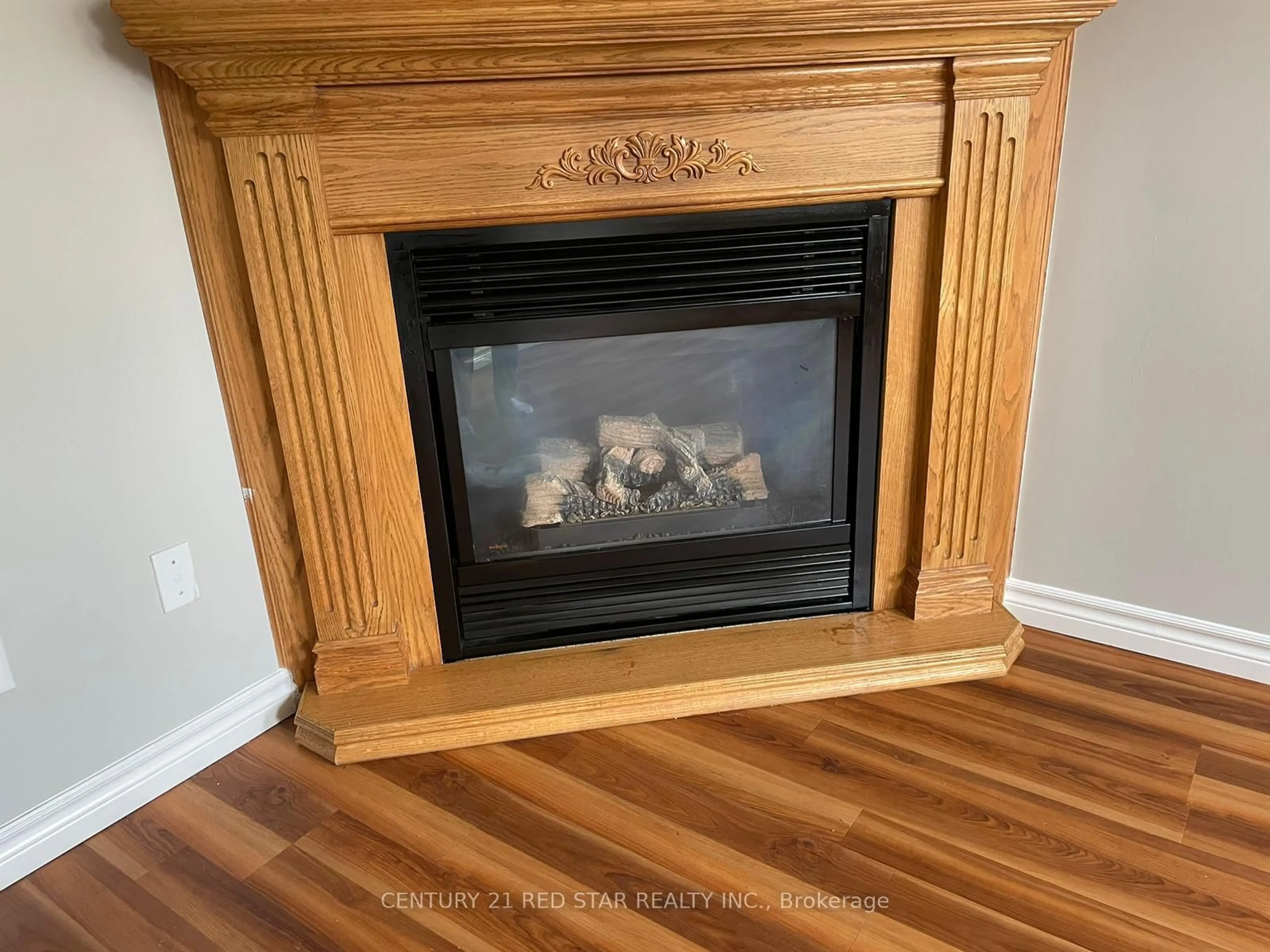 A pic of a room for 134 Bankside Dr, Kitchener Ontario N2N 3E2